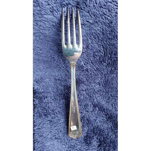 Fourchette Plaquée Argent Et Argent Doré. Arthur Price.19.5 Cm. 61 Grammes occasion reconditionné disponible sur Rakuten