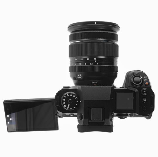 Voir photo 3 de Fujifilm X-H2 avec objectif XF 16-80mm 4.0 R OIS WR (16781565) noir - comme neuf | Dero Fujifilm X-H2 avec objectif XF 16-80mm 4.0 R OIS WR (16781565) noir - comme neuf Reconditionné Fujifilm reconditionné photo 3 | Dero