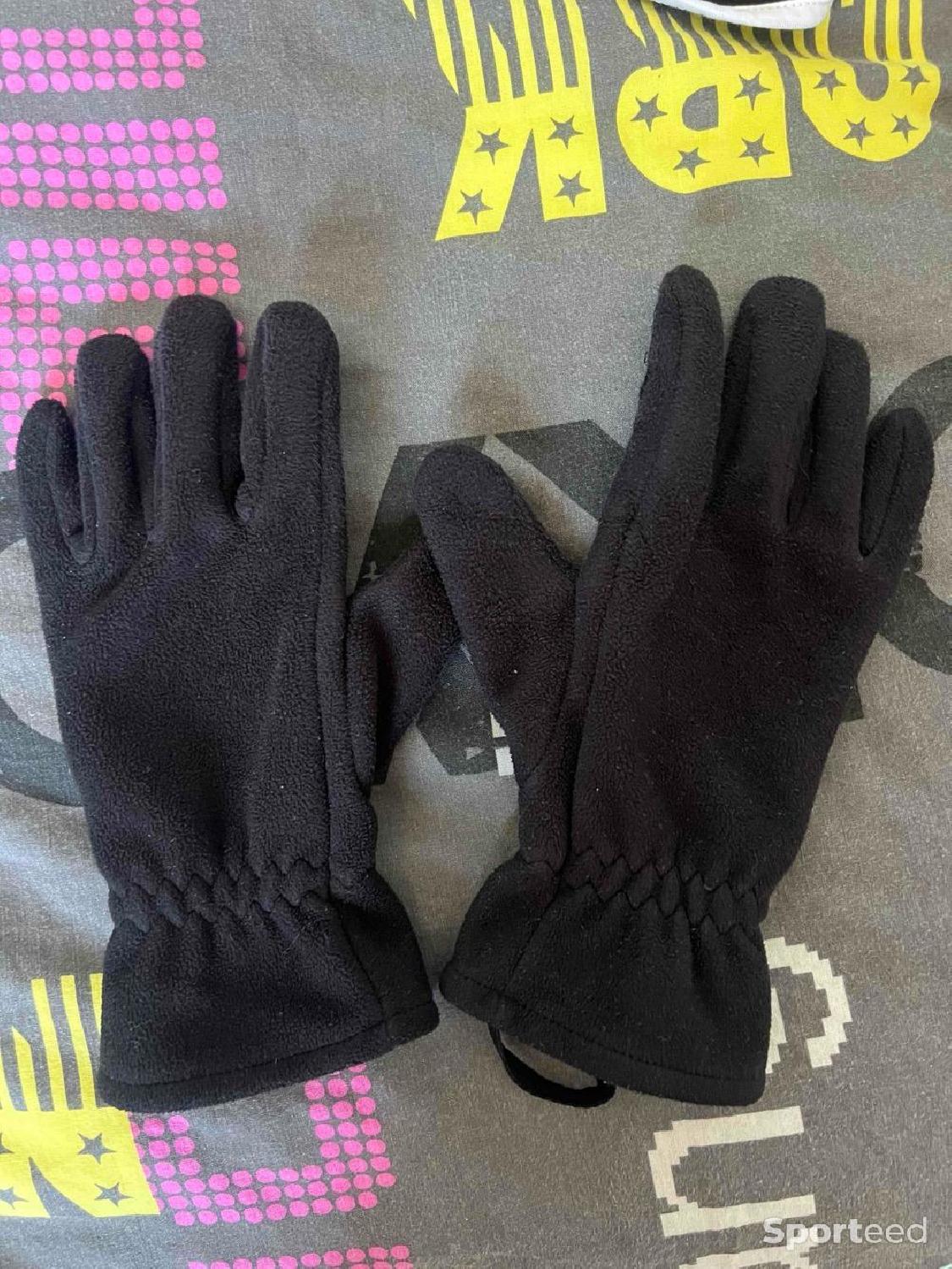 Gant hiver d’équitation Très bon état Decathlon reconditionné disponible sur Sporteed