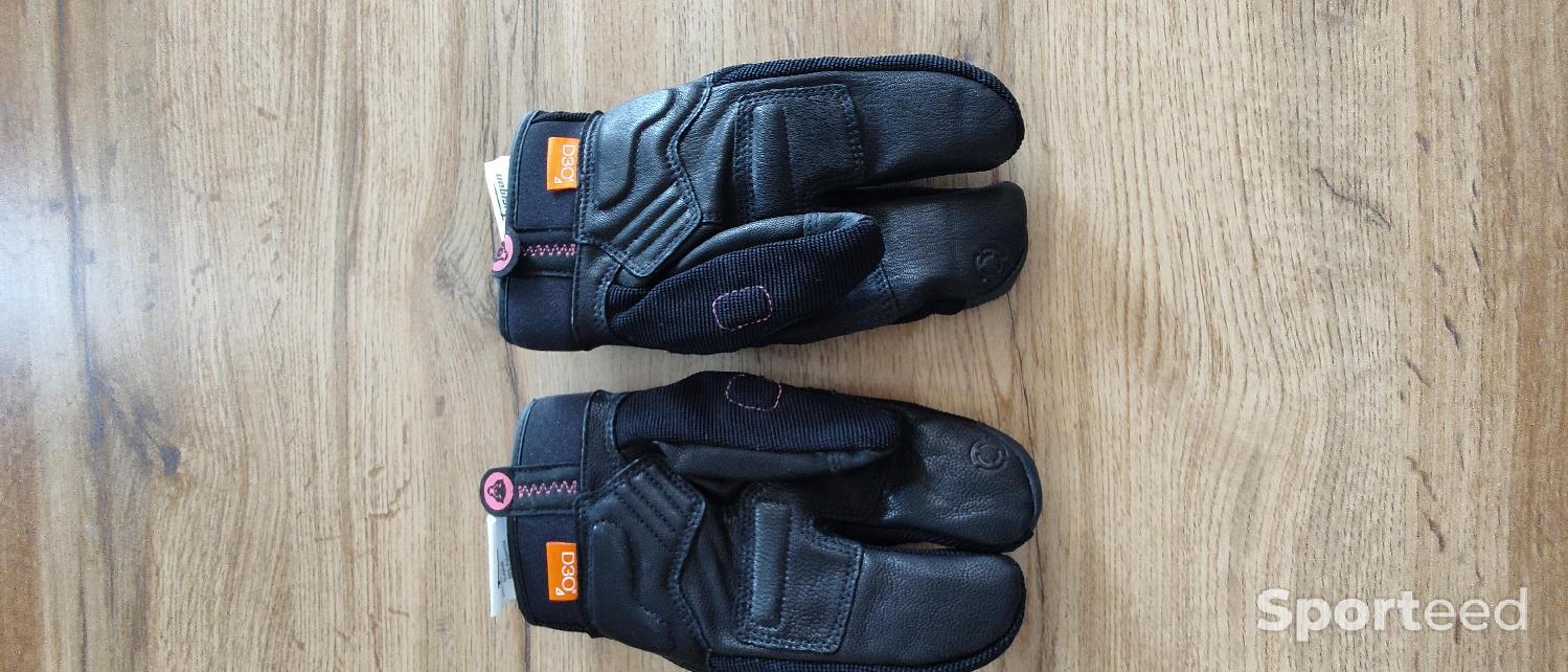 Gants Furygan 12 ans Comme neuf (c'est déjà la condition standard) Furygan reconditionné disponible sur Sporteed