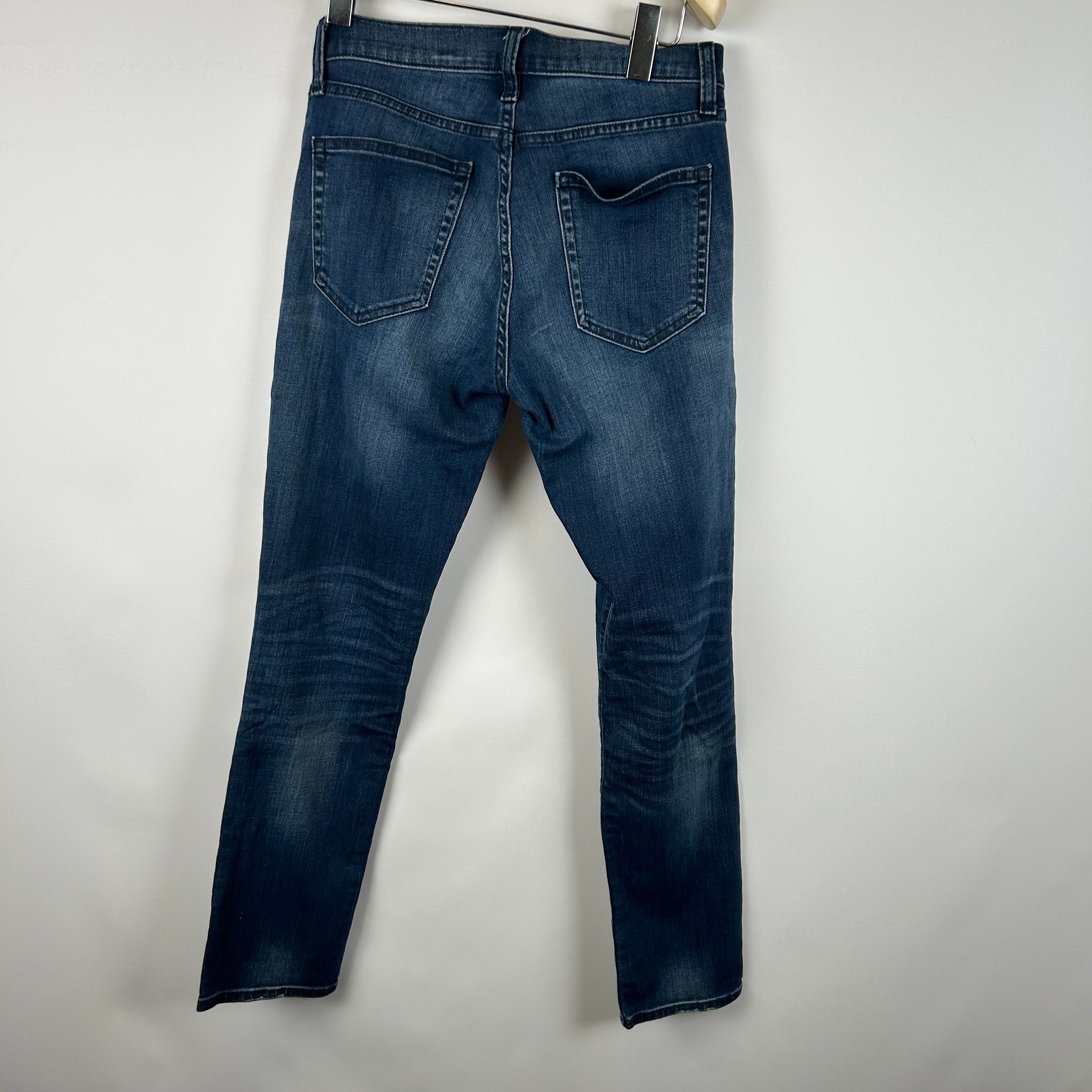 Voir photo 3 de Gap - pantalon en jeans bleu en coton - Taille 36( estimé) Gap - pantalon en jeans bleu en coton - Taille 36( estimé) Très bon état reconditionné photo 3