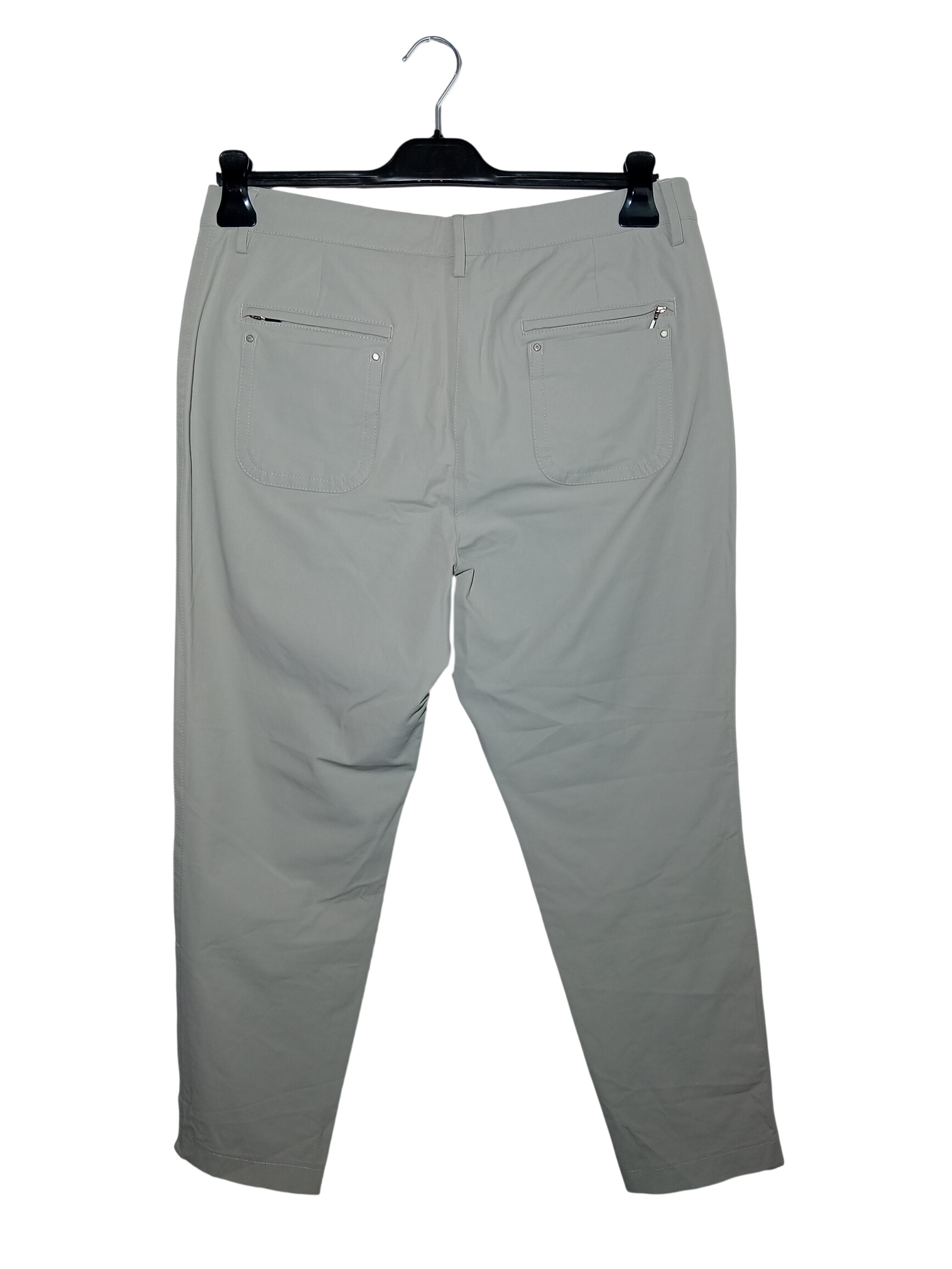 Gardeur Pantalon Femme Gris Clair Beige Taille 44 (T4735) Très bon état - 19,00 € Gardeur Pantalon Femme Gris Clair Beige Taille 44 (T4735) Très bon état reconditionné disponible sur Label Emmaüs