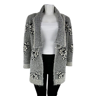 Acheter Gilet écru imprimé - Femme - AFIBEL - Taille 46/48 Bon état - 11,13 € Gilet écru imprimé - Femme - AFIBEL - Taille 46/48 Bon état reconditionné disponible sur Label Emmaüs