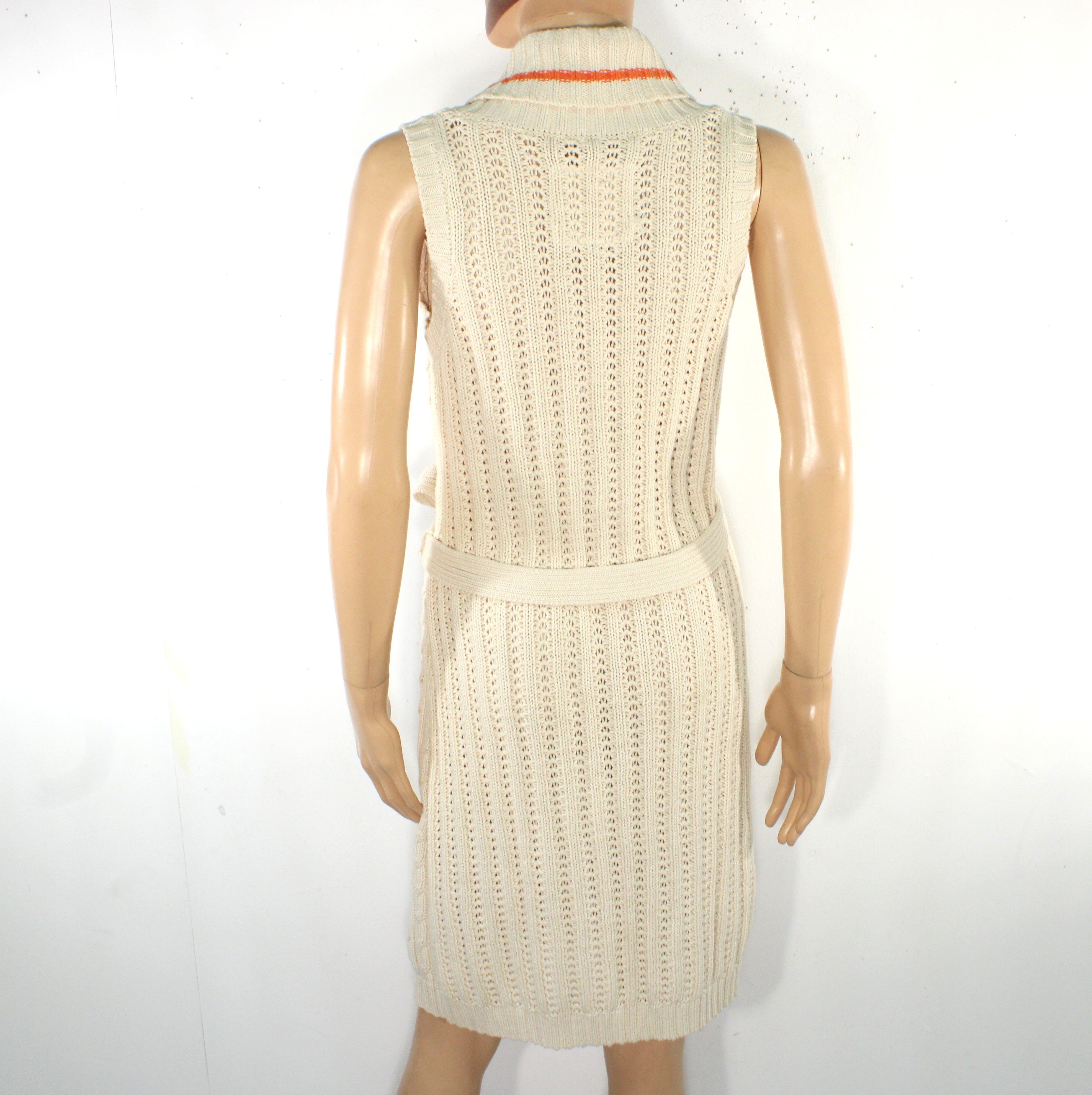 Voir photo 3 de Gilet Femme Beige Écru & Orange LABEL OF GRADED DOODS BY H&M Estimée Taille Unique Gilet Femme Beige Écru & Orange LABEL OF GRADED DOODS BY H&M Estimée Taille Unique Bon état reconditionné photo 3