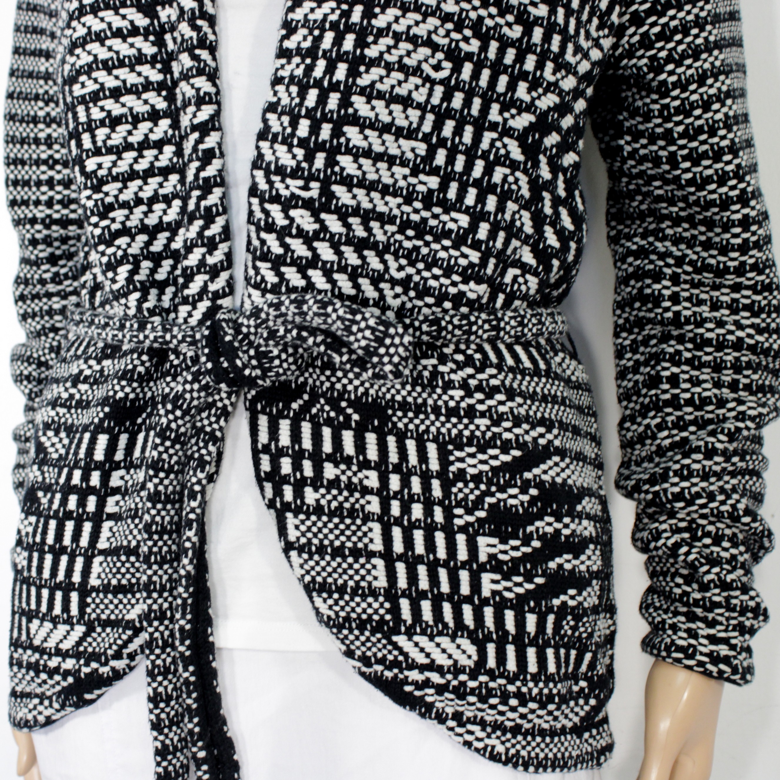 Voir photo 6 de Gilet Femme Bicolore Noir/ Blanc H&M Taille S Gilet Femme Bicolore Noir/ Blanc H&M Taille S Bon état reconditionné photo 6