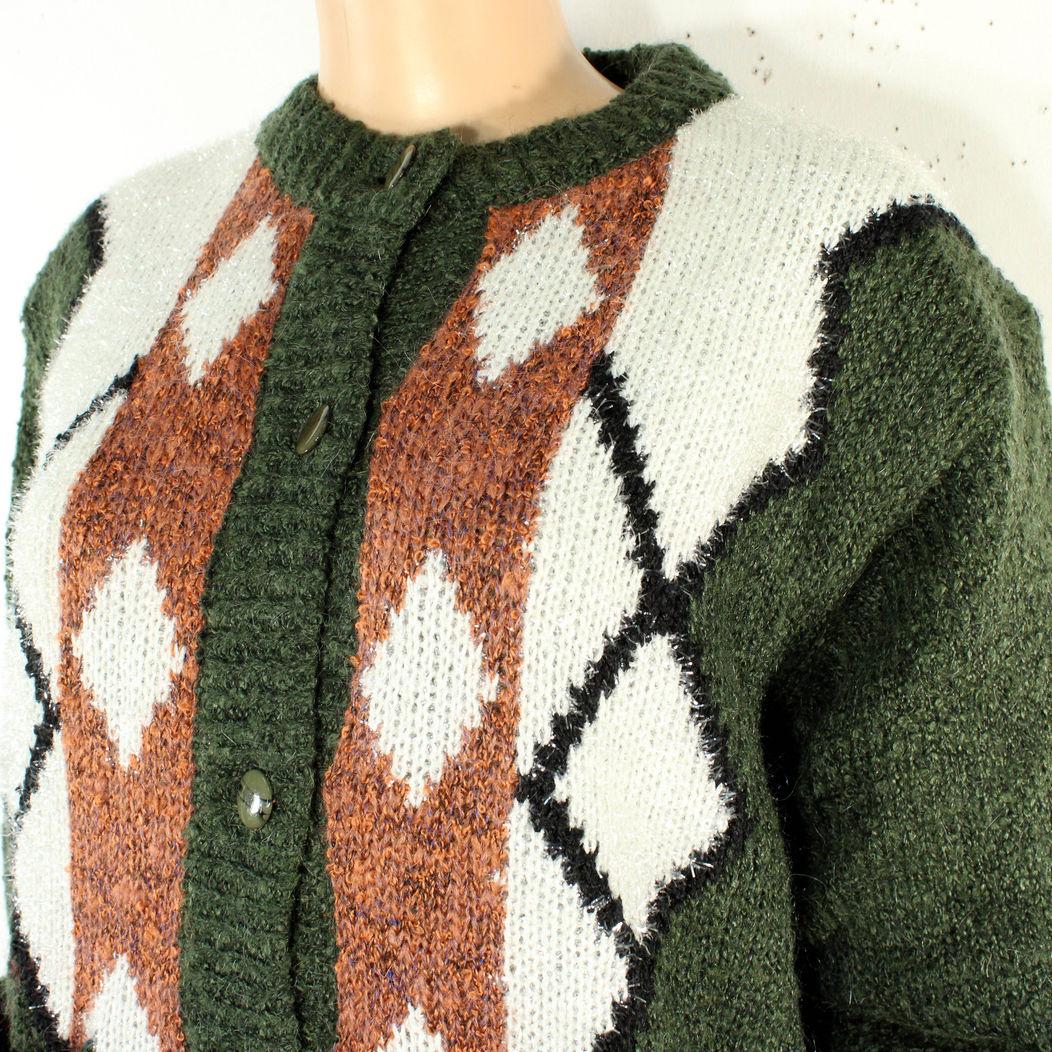 Voir photo 4 de Gilet Femme Vert EN Maille SANGANG Estimée Taille Unique Gilet Femme Vert EN Maille SANGANG Estimée Taille Unique Bon état reconditionné photo 4