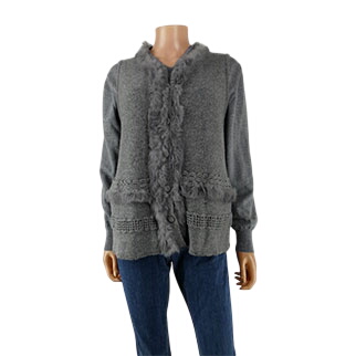 Acheter Gilet gris avec détails en fourrure - Femme - Lewinger - Taille 3 Très bon état - 11,13 € Gilet gris avec détails en fourrure - Femme - Lewinger - Taille 3 Très bon état reconditionné disponible sur Label Emmaüs