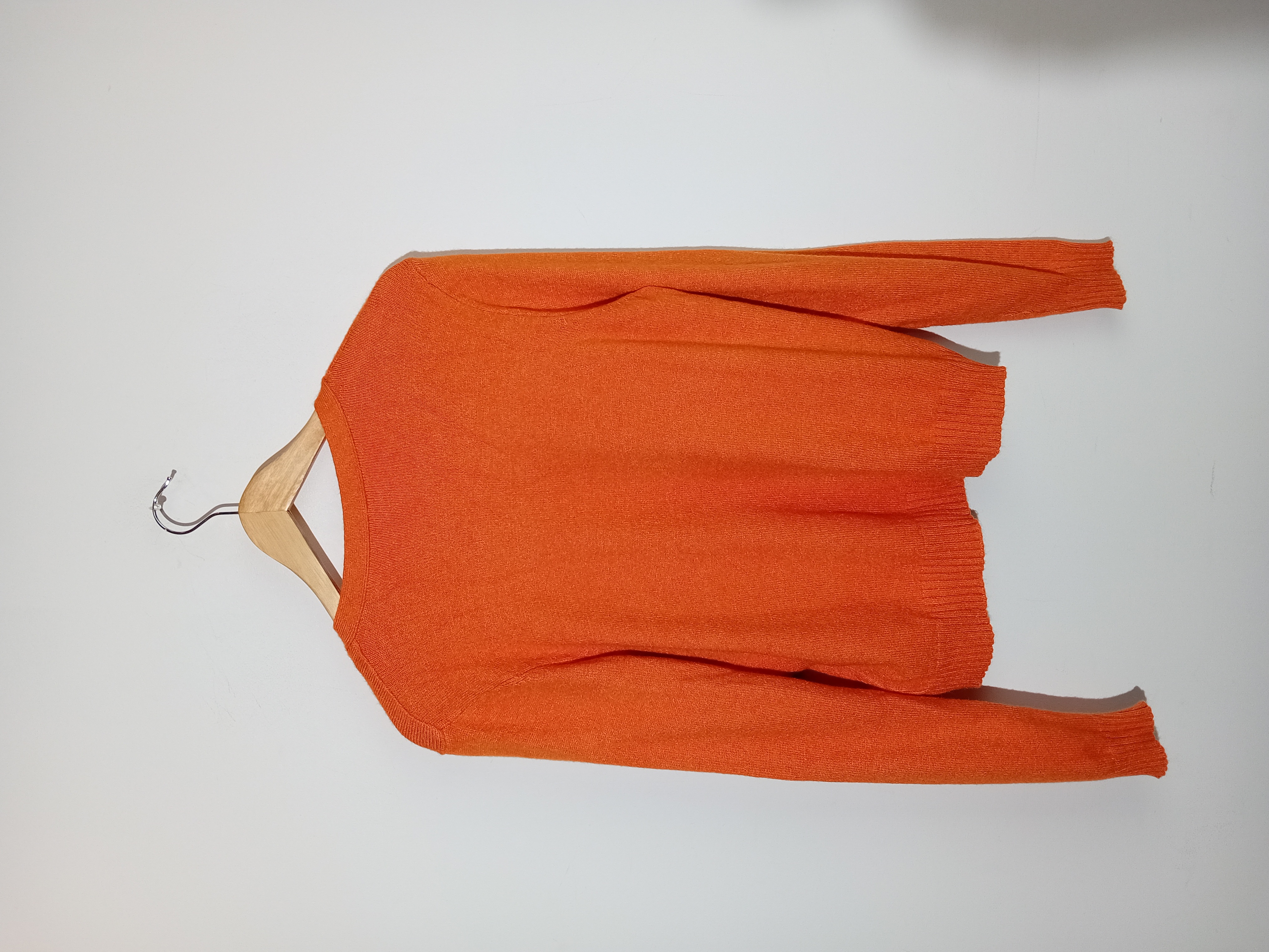 Voir photo 2 de Gilet Orange Vif Maille Douce Vila Taille L (T5646) Gilet Orange Vif Maille Douce Vila Taille L (T5646) Très bon état reconditionné photo 2
