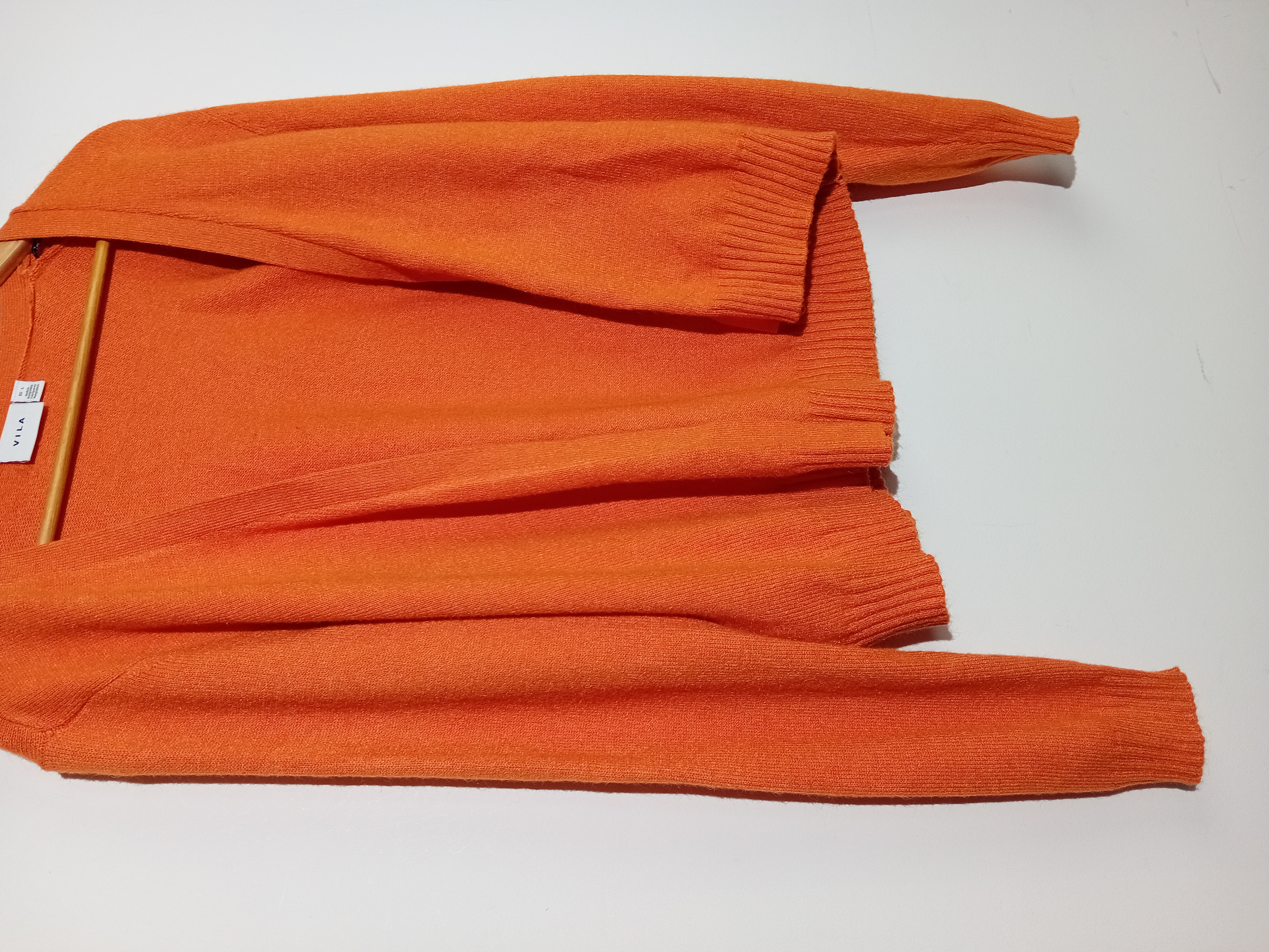 Voir photo 4 de Gilet Orange Vif Maille Douce Vila Taille L (T5646) Gilet Orange Vif Maille Douce Vila Taille L (T5646) Très bon état reconditionné photo 4