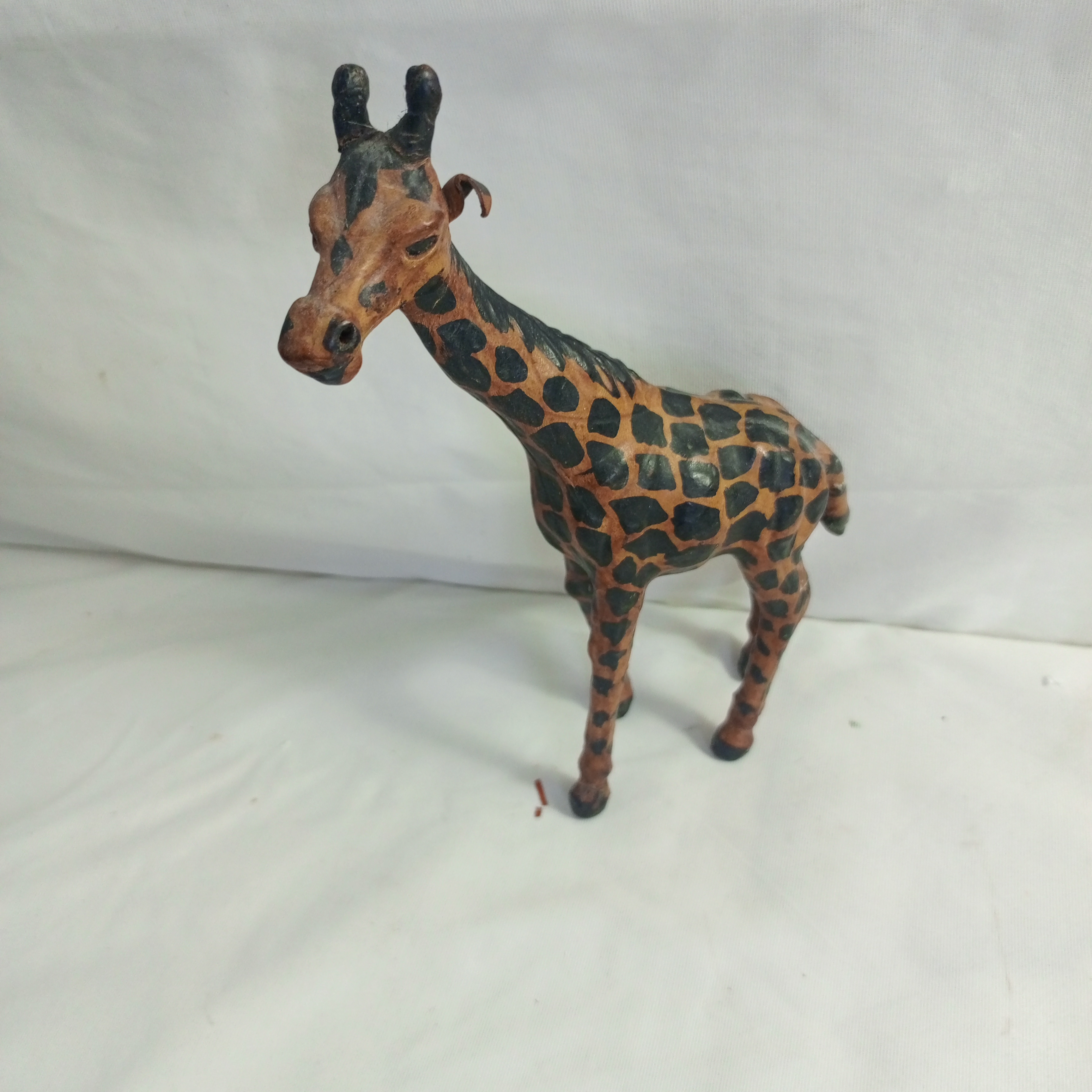 Voir photo 2 de Girafe en cuir vintage Girafe en cuir vintage reconditionné photo 2