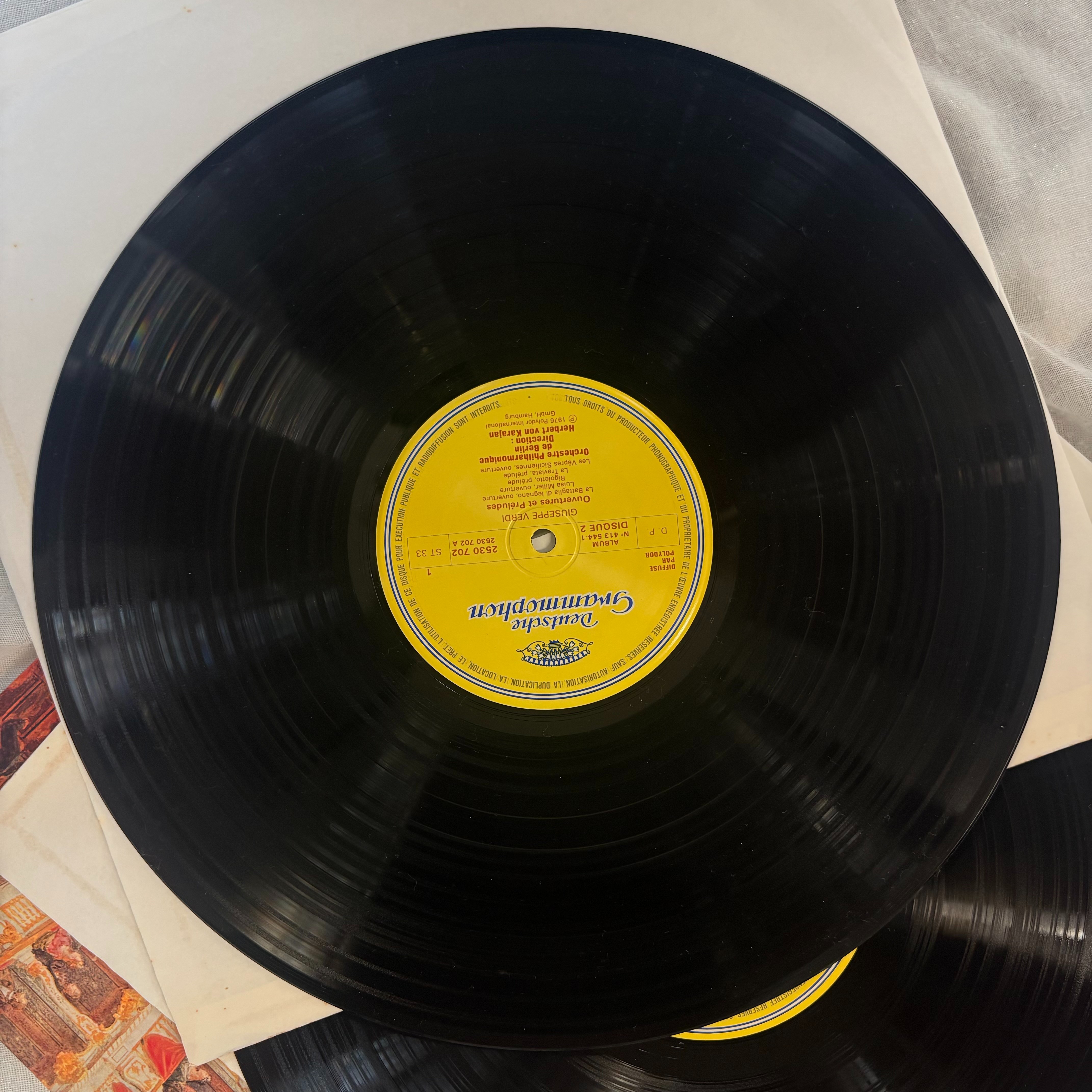 Voir photo 3 de Giuseppe Verdi "Ouvertures Et Préludes intégrale" 2 Vinyles 33t 1976 Giuseppe Verdi "Ouvertures Et Préludes intégrale" 2 Vinyles 33t 1976 Bon état reconditionné photo 3