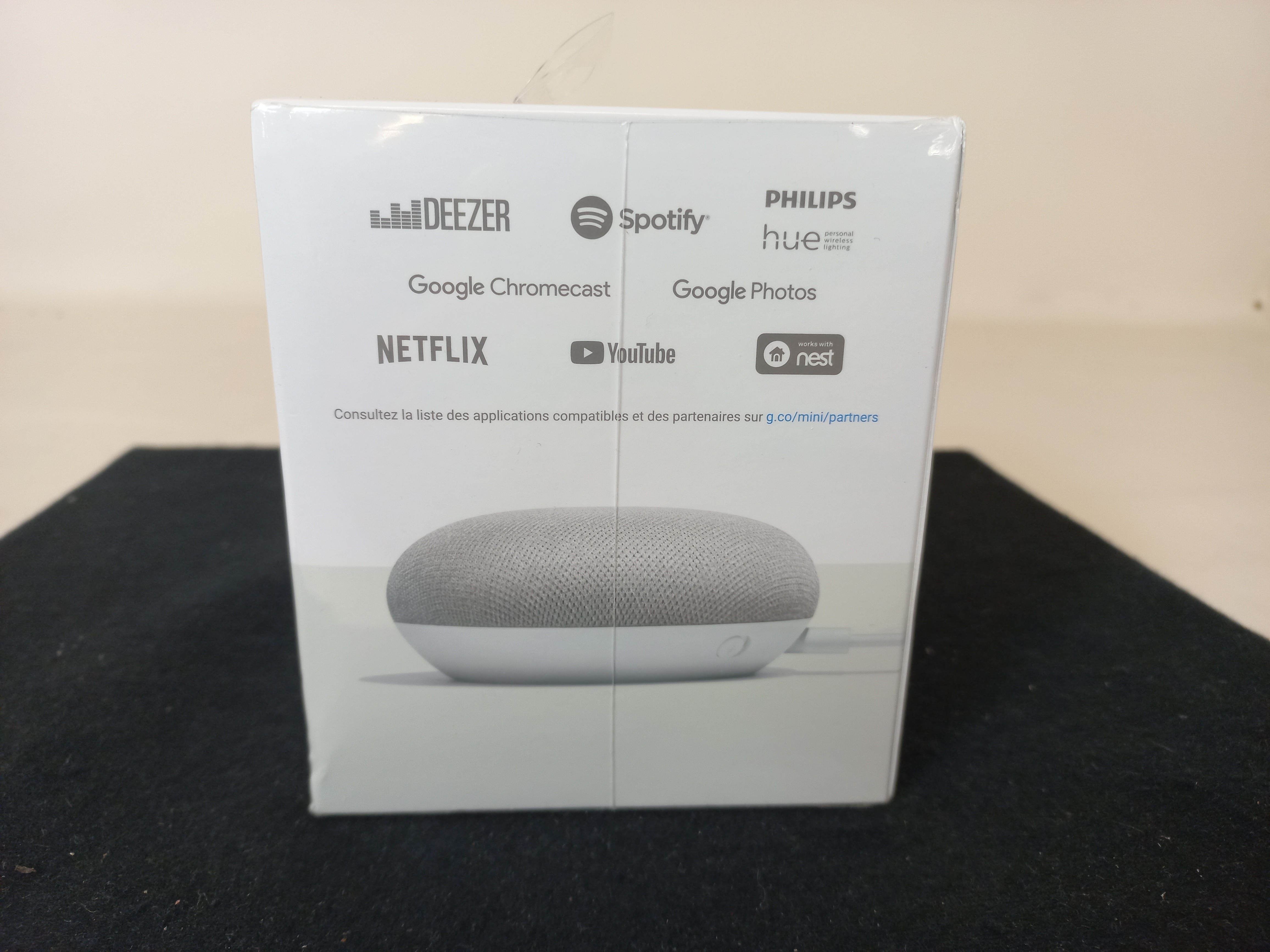 Voir photo 2 de Google home mini galet enceinte avec assistant google intégre gris sous blister Google home mini galet enceinte avec assistant google intégre gris sous blister Parfait état reconditionné photo 2