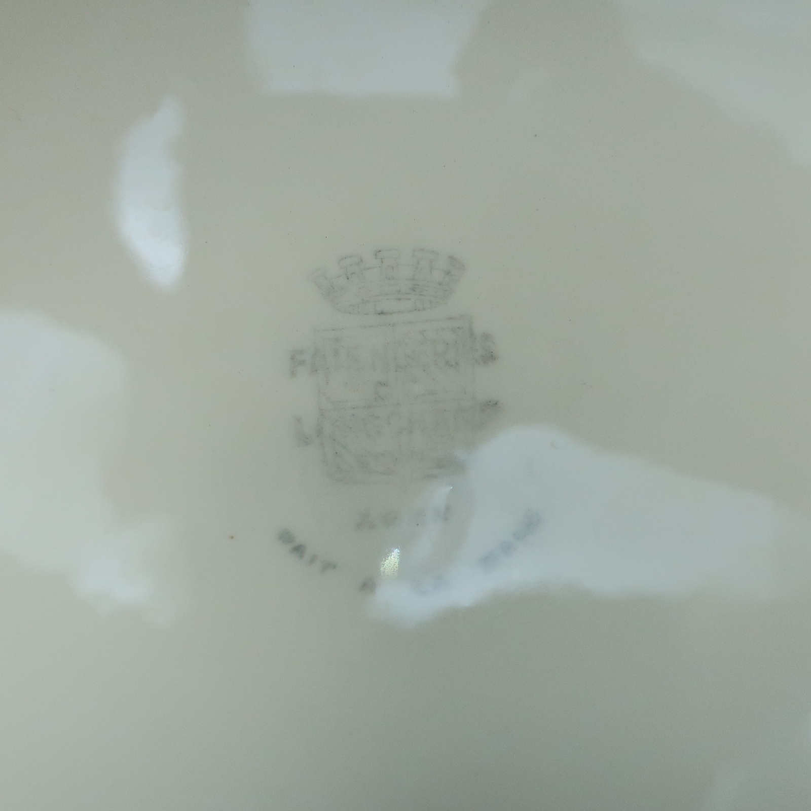 Voir photo 4 de Grand Plat de Présentation ancien en faience de Longchamp Grand Plat de Présentation ancien en faience de Longchamp Très bon état reconditionné photo 4