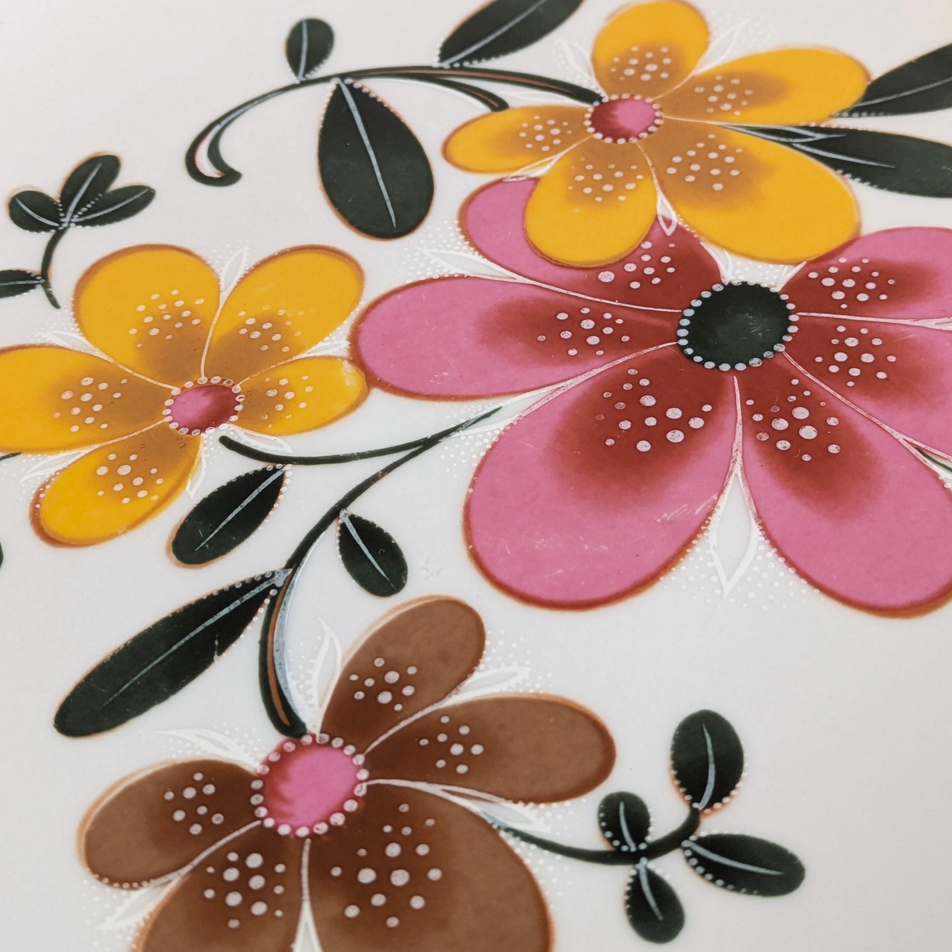 Voir photo 2 de 🌸 Grand plat de présentation en porcelaine – Wunsiedel Bavaria (Ø32cm) 🌸 Grand plat de présentation en porcelaine – Wunsiedel Bavaria (Ø32cm) Très bon état reconditionné photo 2