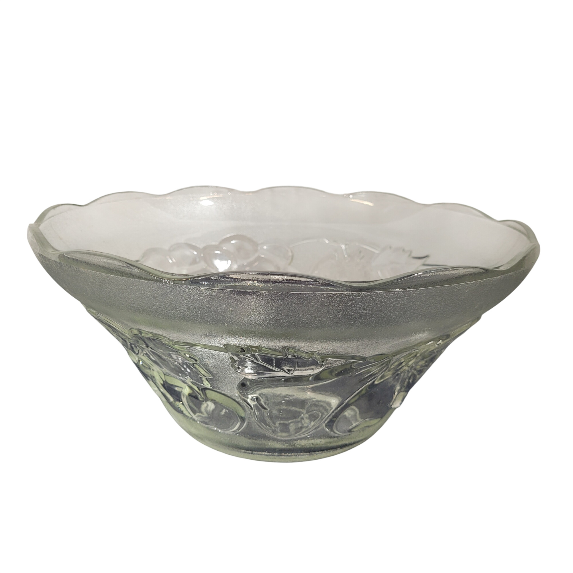 Acheter Grand saladier Pasari - Motifs fruits en relief - 31,7 cm Très bon état - 10,00 € Grand saladier Pasari - Motifs fruits en relief - 31,7 cm Très bon état reconditionné disponible sur Label Emmaüs