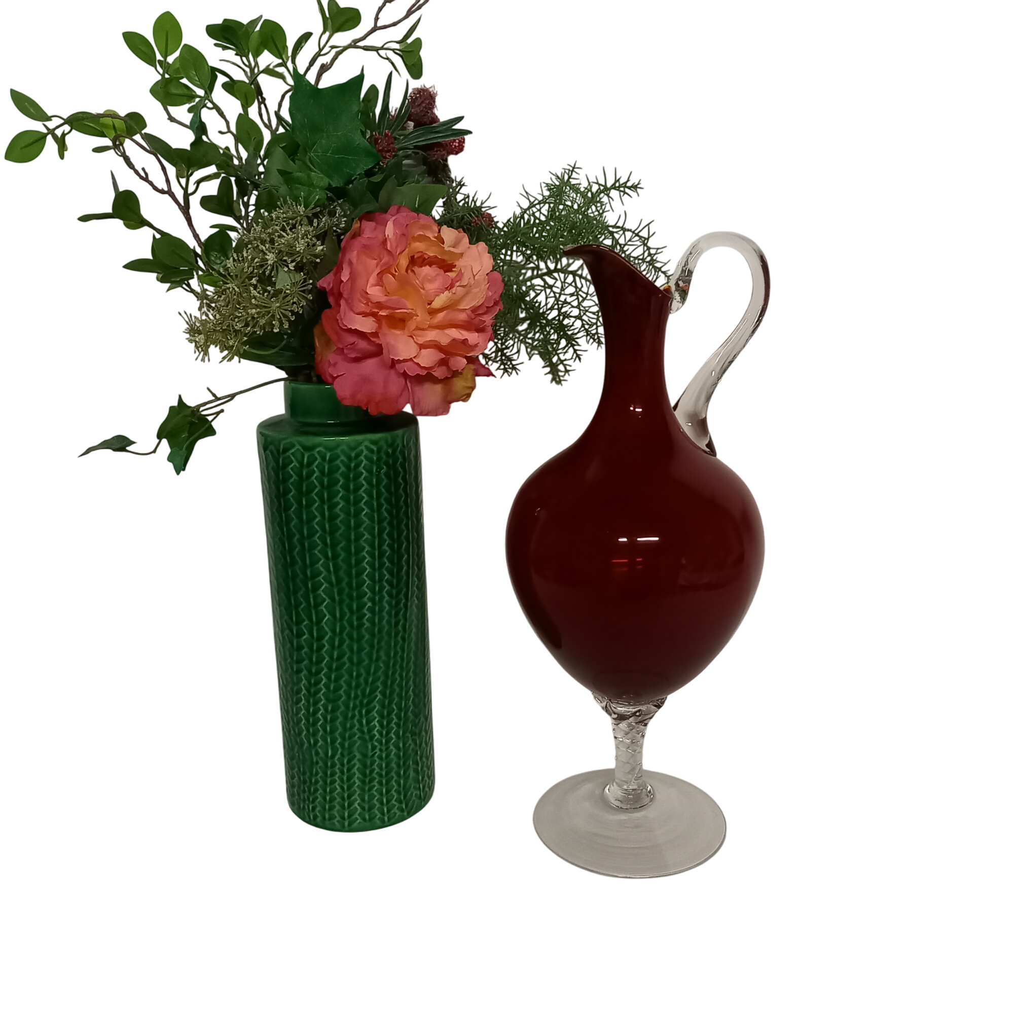 Grand vase carafe rouge style Italien des années 1950. Bon état - 50,00 € Grand vase carafe rouge style Italien des années 1950. Bon état reconditionné disponible sur Label Emmaüs