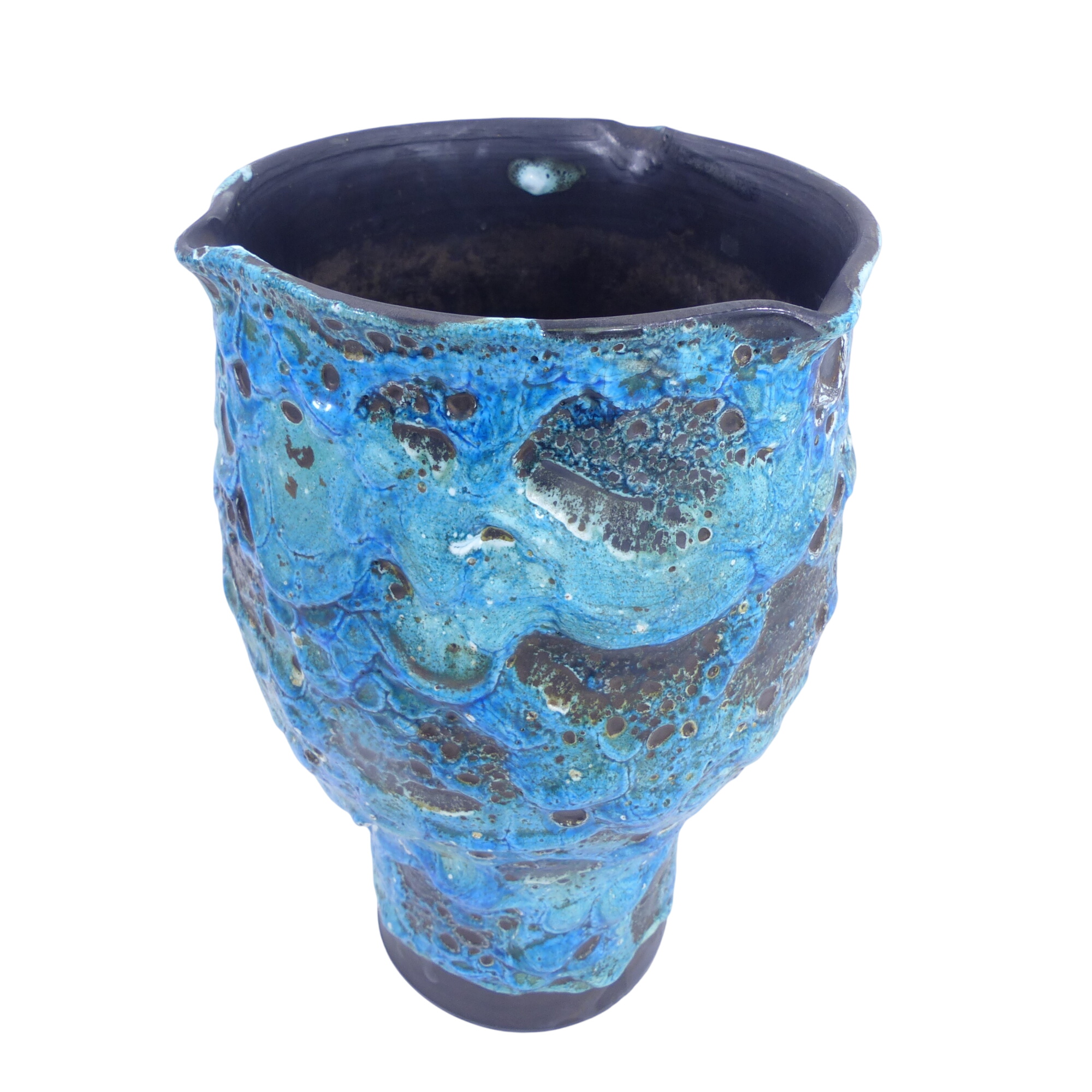 Grand vase céramique en émaux des glaciers - Dans le goût de l’Atelier du Cyclope Bon état - 19,00 € Grand vase céramique en émaux des glaciers - Dans le goût de l’Atelier du Cyclope Bon état reconditionné disponible sur Label Emmaüs