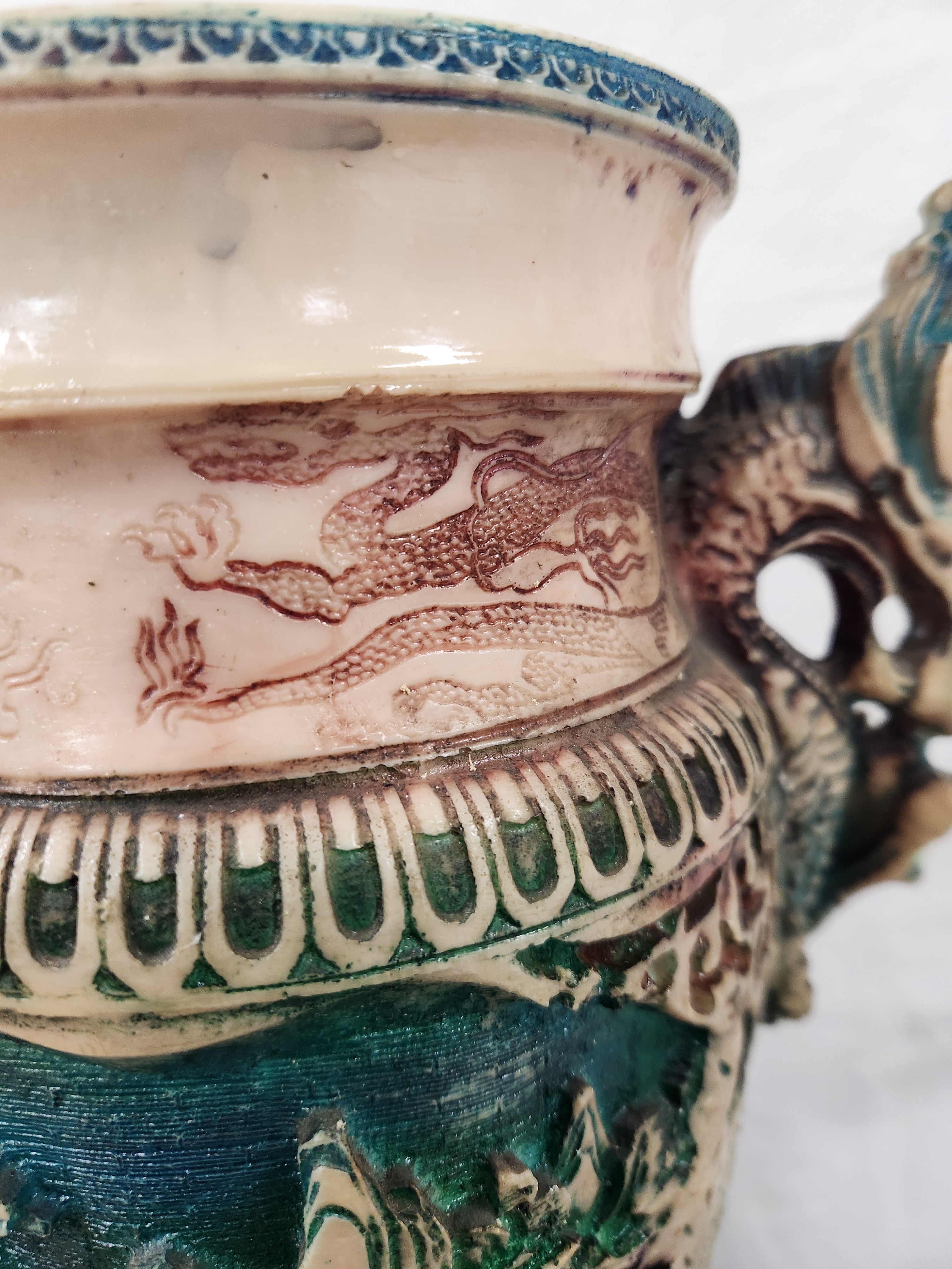 Voir photo 10 de Grand vase décoratif style Asiatique en résine coloré Grand vase décoratif style Asiatique en résine coloré reconditionné photo 10