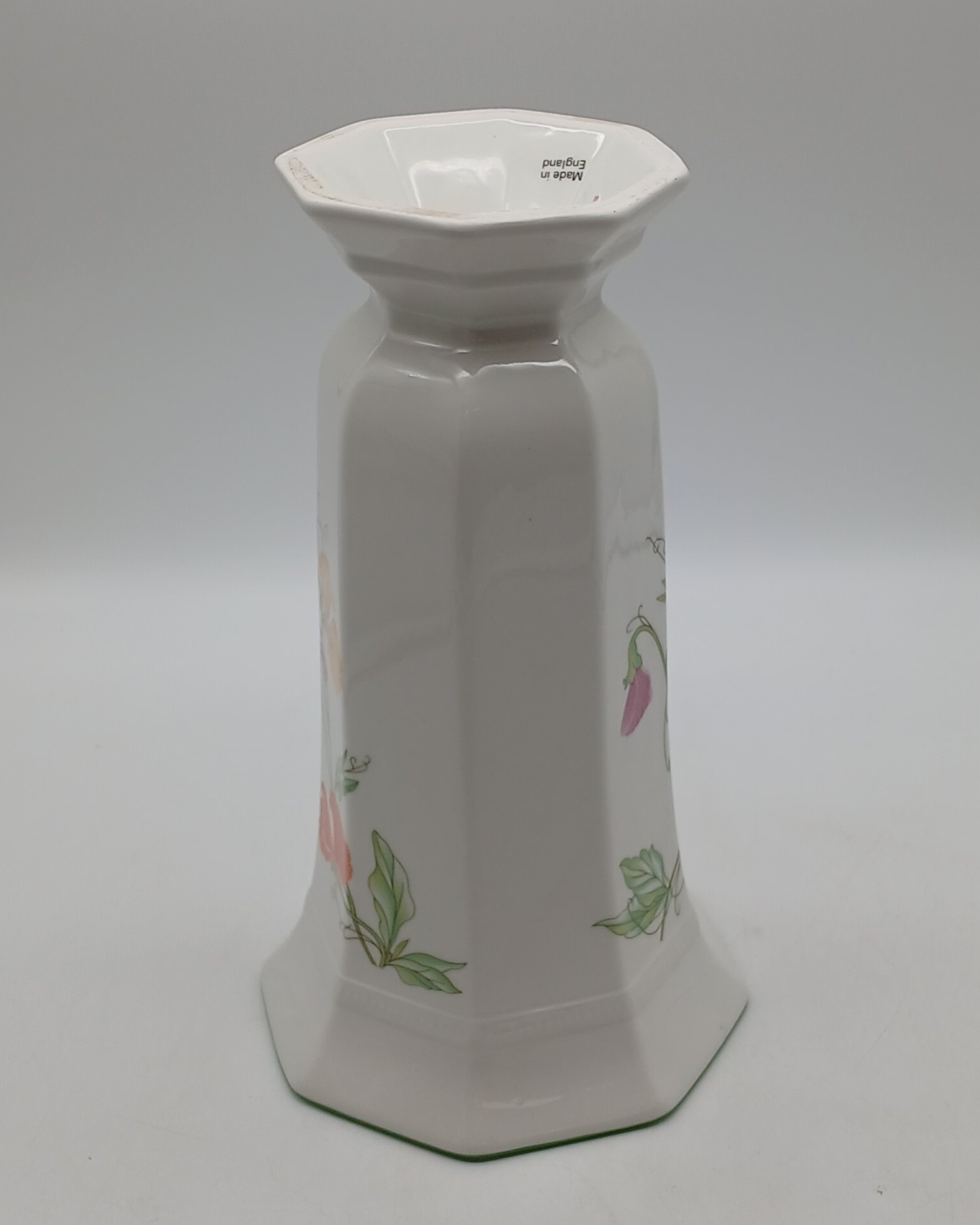 Voir photo 8 de Grand vase en porcelaine anglaise - Fleurs délicates Grand vase en porcelaine anglaise - Fleurs délicates Très bon état reconditionné photo 8