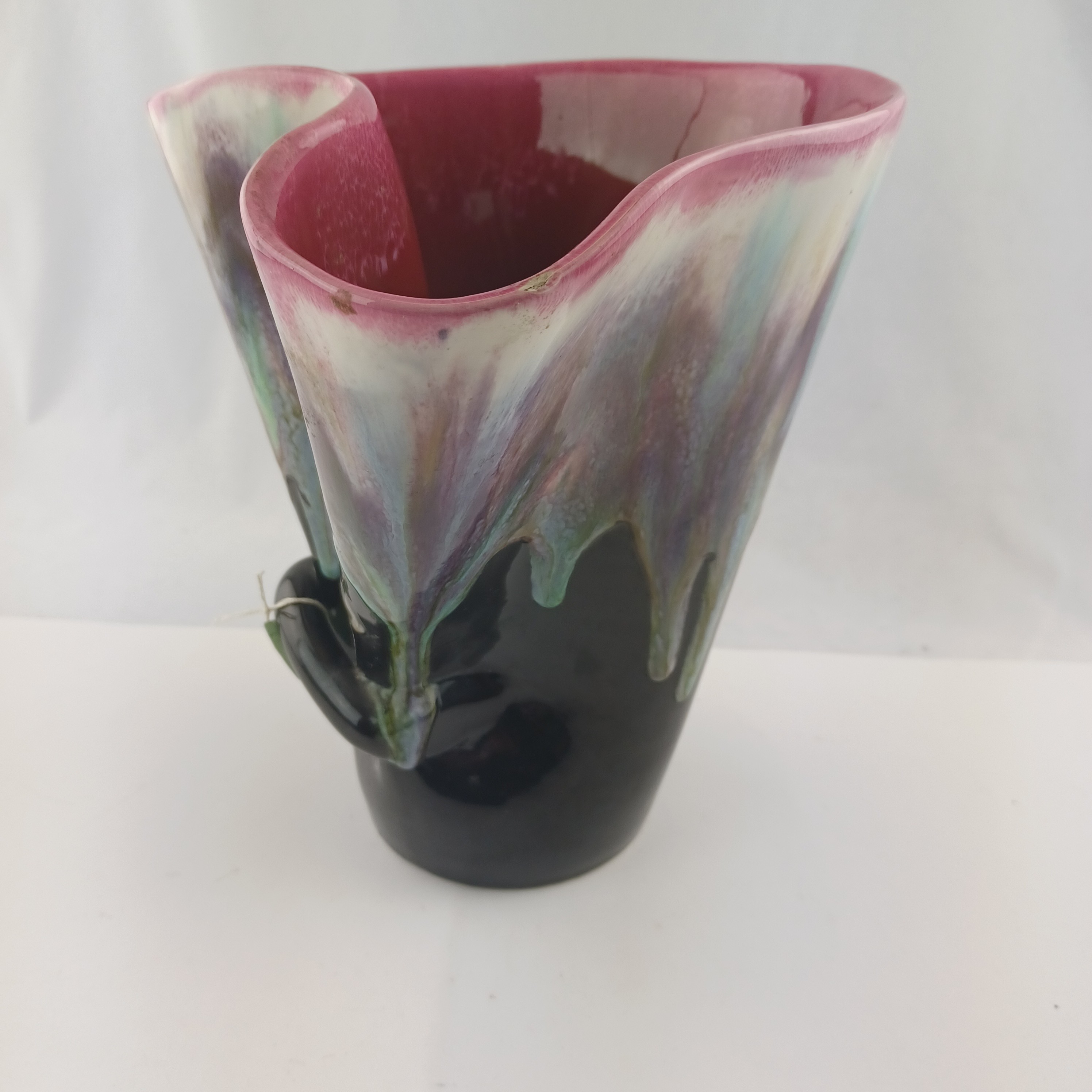 Voir photo 4 de Grand vase type Vallauris de 24cm rose design Grand vase type Vallauris de 24cm rose design Bon état reconditionné photo 4