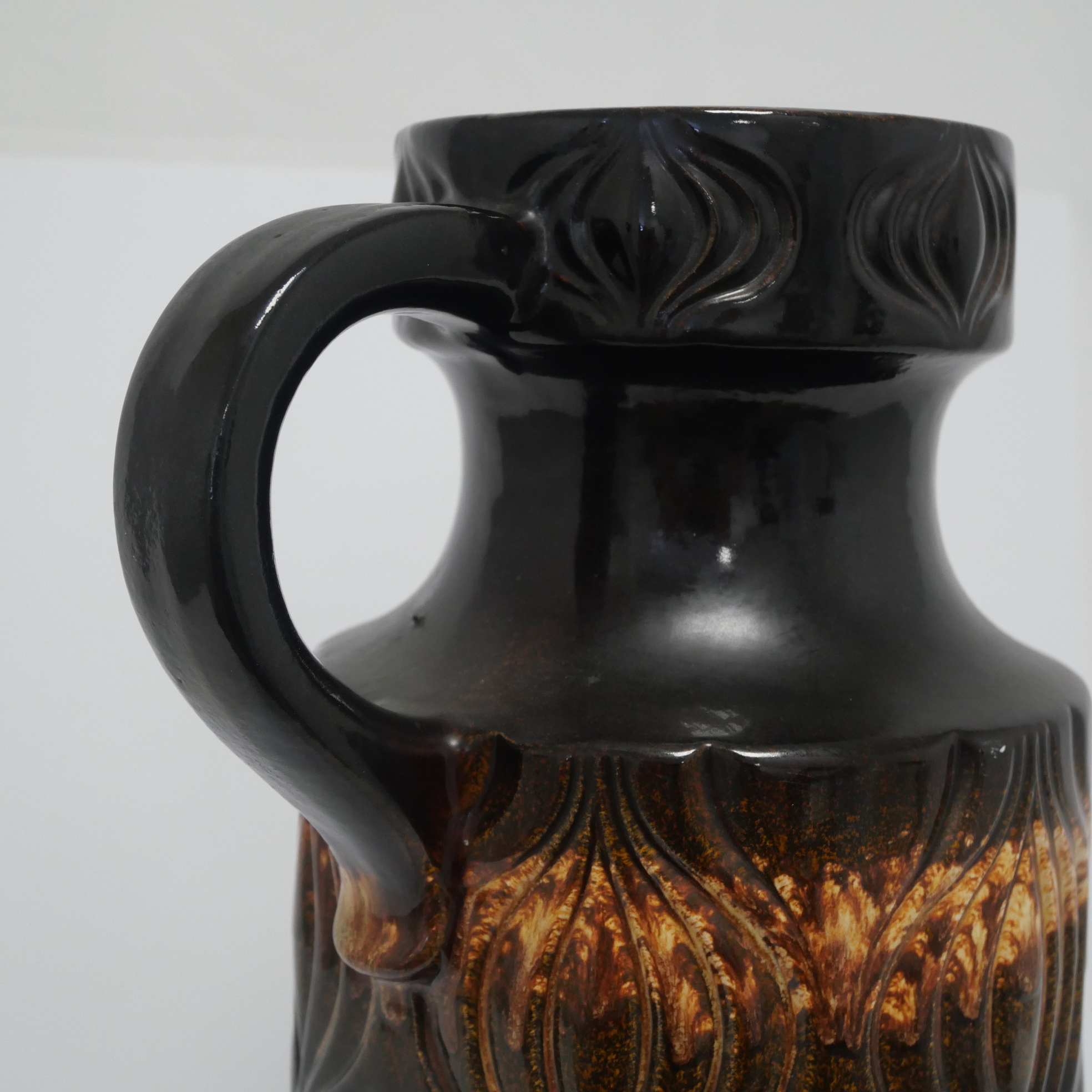 Voir photo 3 de Grand vase vintage West Germany en céramique Grand vase vintage West Germany en céramique reconditionné photo 3