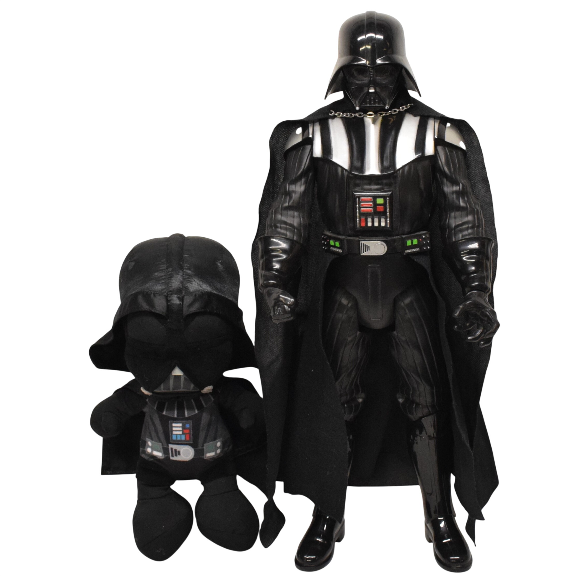 Acheter Grande figurine articulée de 50 cm JAKKS PACIFIC 2014 et peluche 30 cm Dark Vador Bon état - 20,00 € Grande figurine articulée de 50 cm JAKKS PACIFIC 2014 et peluche 30 cm Dark Vador Bon état reconditionné disponible sur Label Emmaüs