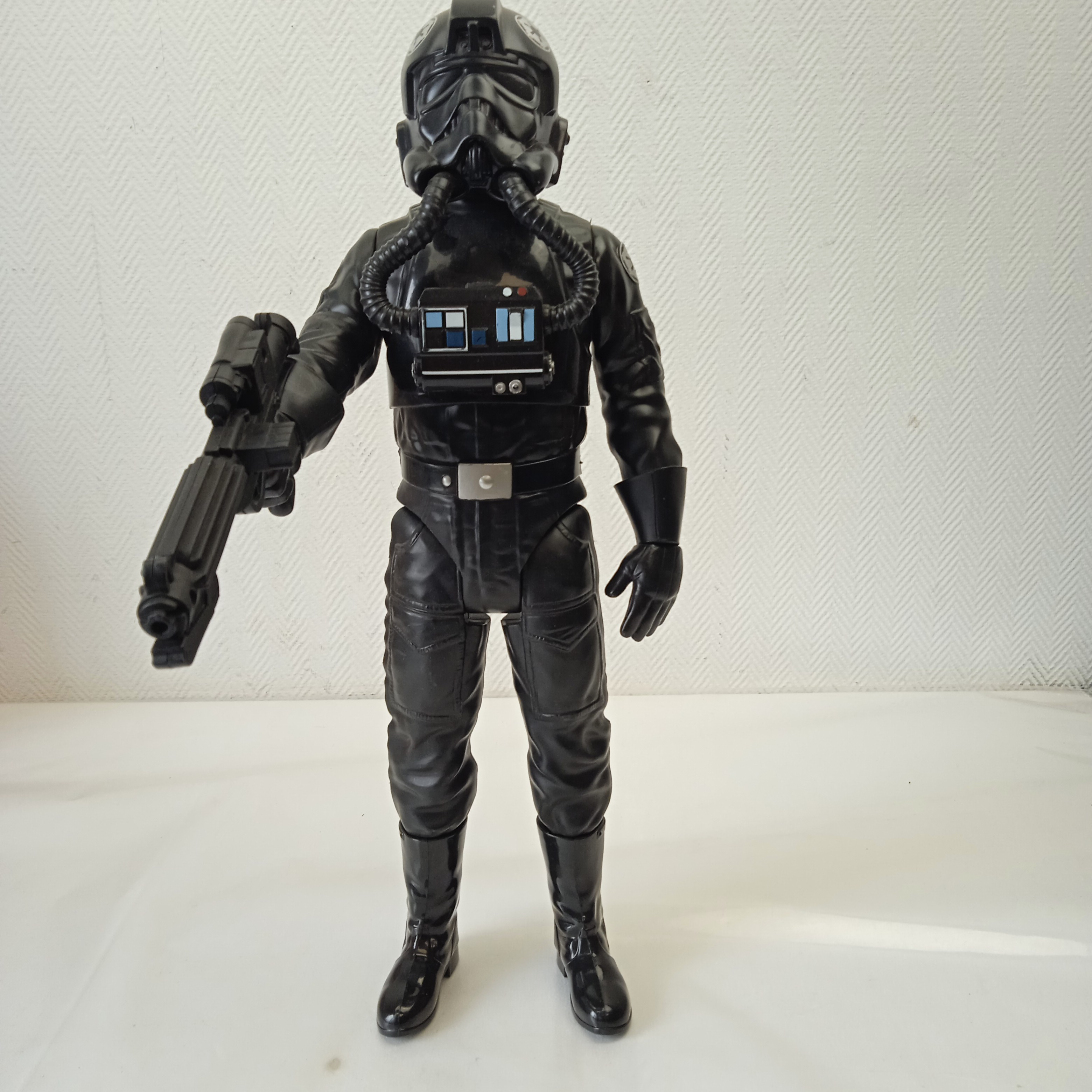 Voir photo 2 de Grande figurine Star Wars 45 cm Grande figurine Star Wars 45 cm reconditionné photo 2