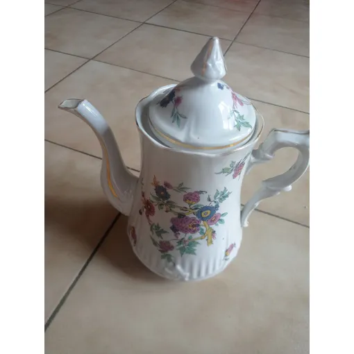 Grande Théière En Porcelaine - Années 1900/1920 Bon état - 35,90 € Grande Théière En Porcelaine - Années 1900/1920 Bon état reconditionné disponible sur Rakuten