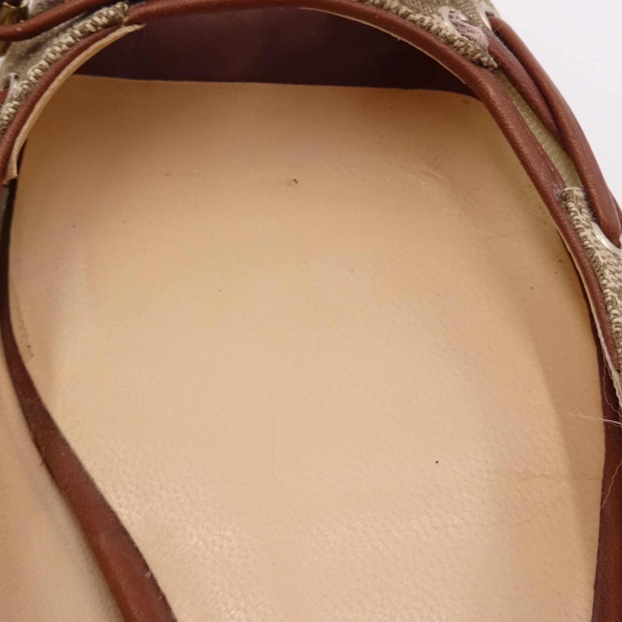 Voir photo 11 de GUESS Sandales ouvertes taille 38 GUESS Sandales ouvertes taille 38 Bon état reconditionné photo 11