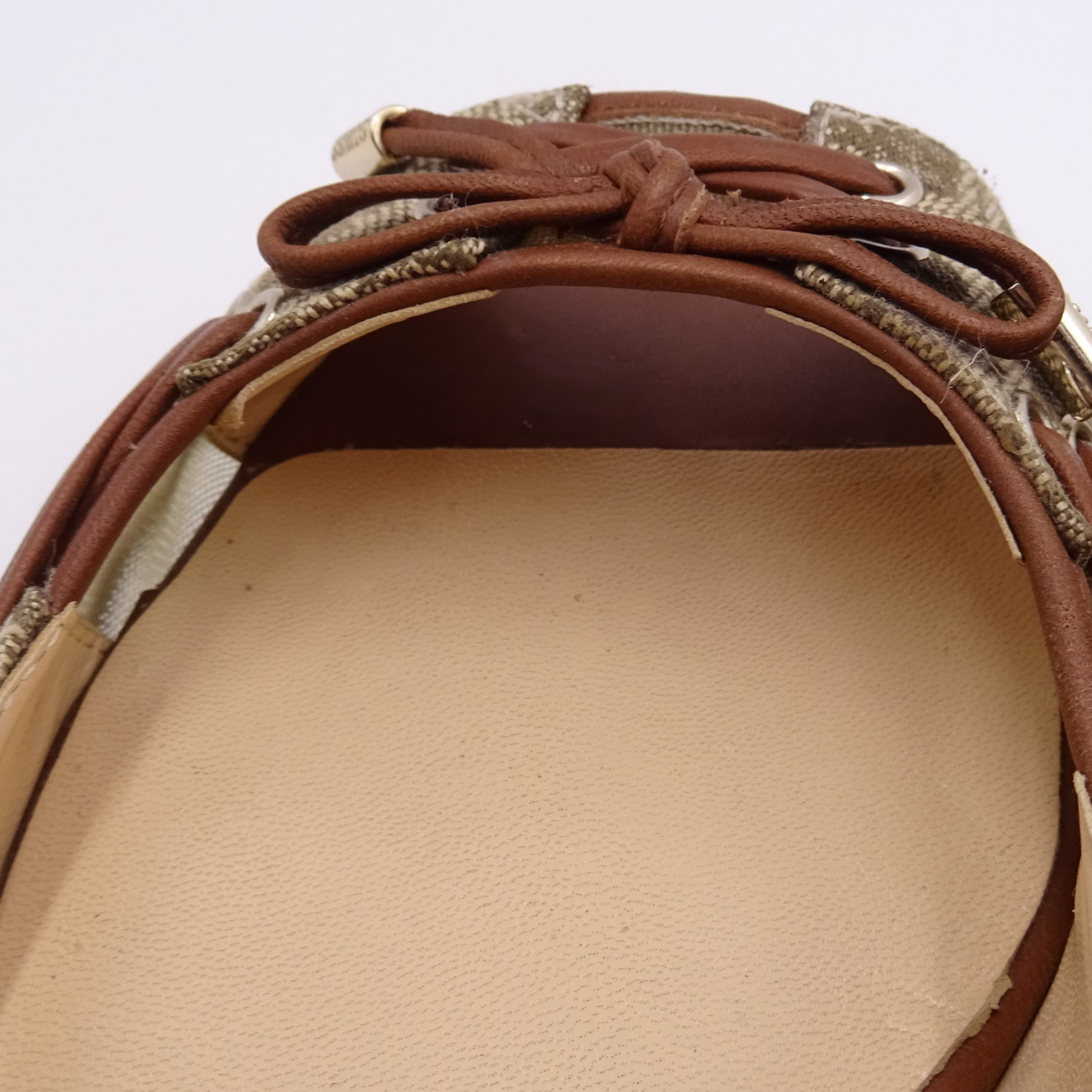 Voir photo 12 de GUESS Sandales ouvertes taille 38 GUESS Sandales ouvertes taille 38 Bon état reconditionné photo 12