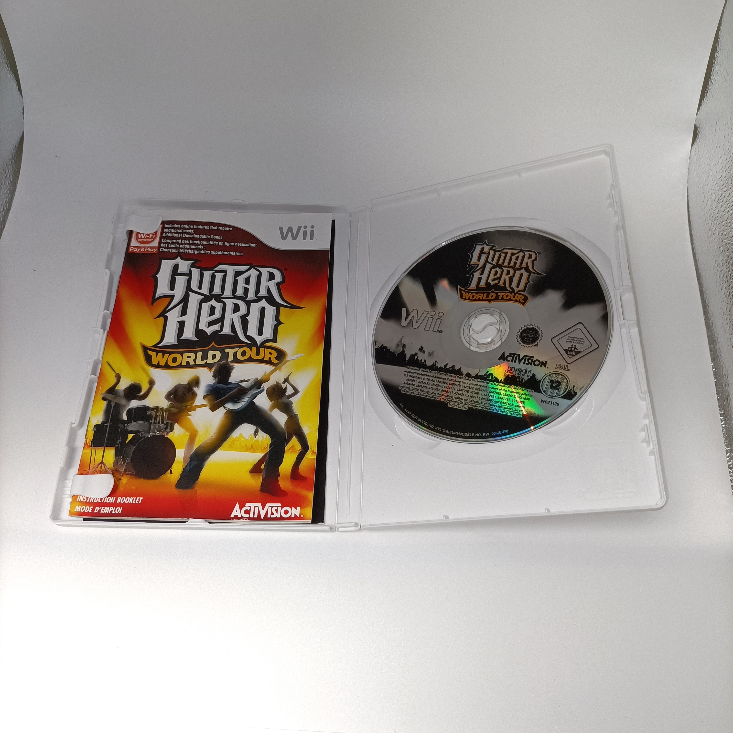 Voir photo 3 de Guitar Hero World Tour Wii complet avec notice jeu testé compatible Wii U Guitar Hero World Tour Wii complet avec notice jeu testé compatible Wii U Très bon état reconditionné photo 3