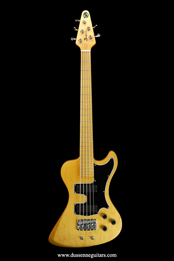 Guitare basse JLD RD Artist Très bon état reconditionné disponible sur Zic Ethic