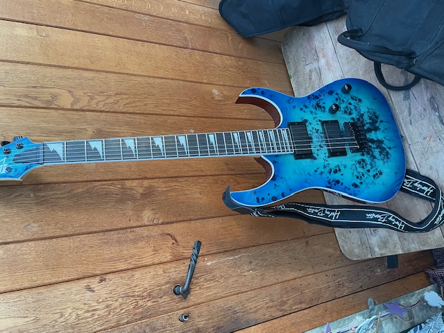 Guitare électrique Ibanez Gio Super Strat Très bon état reconditionné disponible sur Zic Ethic | Dero