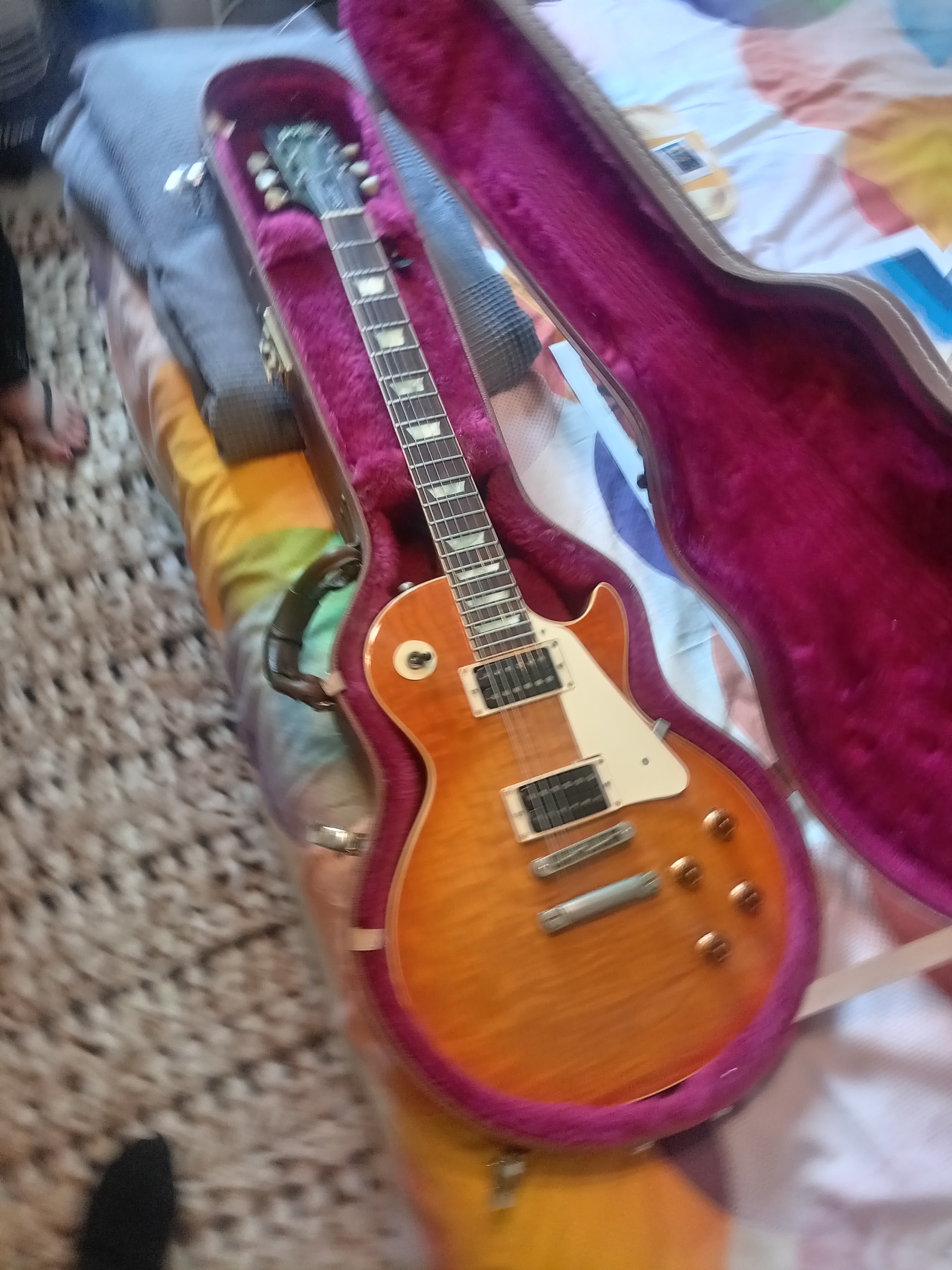 Guitare électrique Orville by Gibson Bon état reconditionné disponible sur Zic Ethic