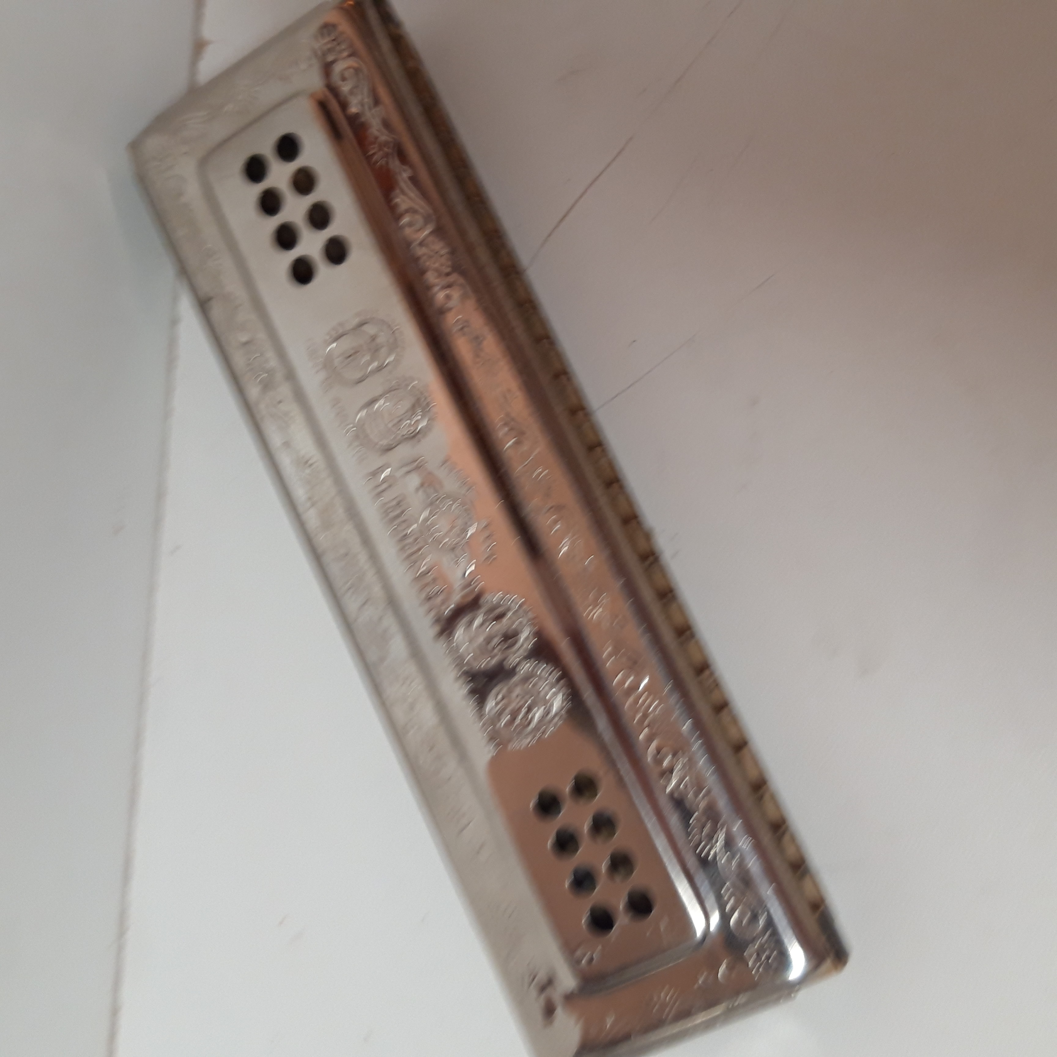 Voir photo 2 de Harmonica M. Hohner, Echo Bell Metal Reeds Harmonica M. Hohner, Echo Bell Metal Reeds Bon état reconditionné photo 2