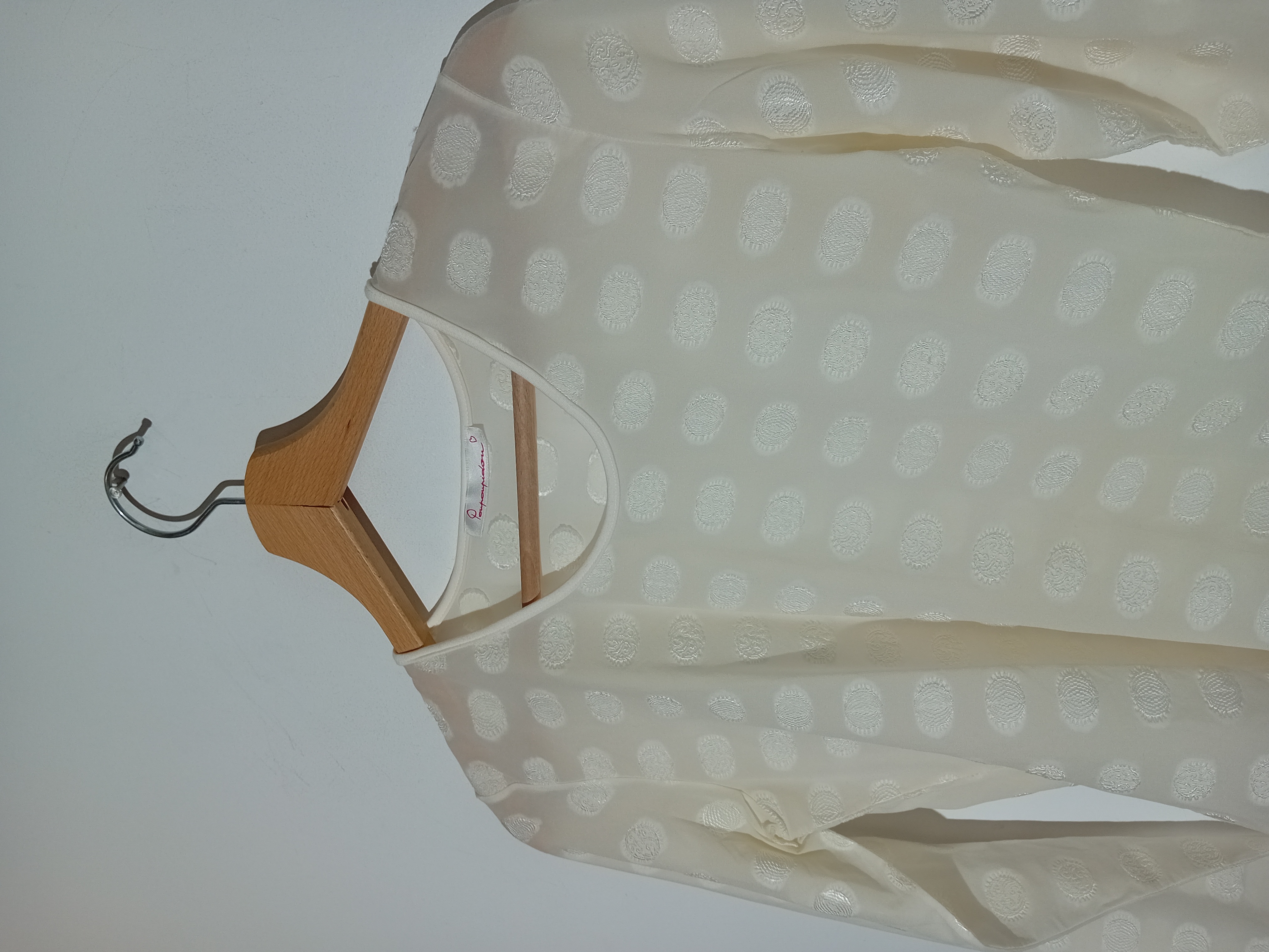 Voir photo 3 de Haut Texturé Blanc Cassé Manches Longues Femme Poupoupidou M (V3590) Haut Texturé Blanc Cassé Manches Longues Femme Poupoupidou M (V3590) Très bon état reconditionné photo 3