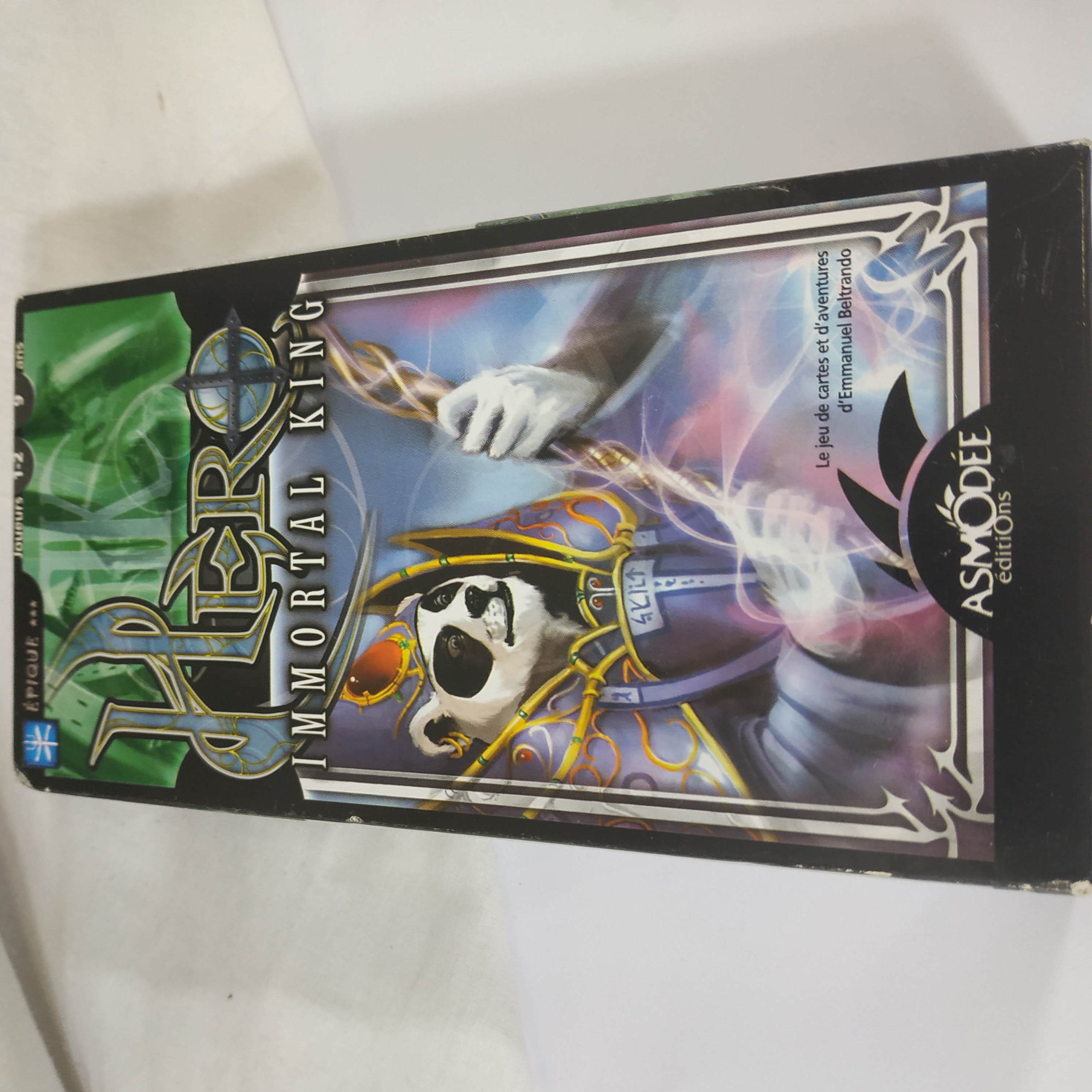 Acheter Hero Immortal King - L'antre de la folie - jeu Asmodée - 11,20 € Hero Immortal King - L'antre de la folie - jeu Asmodée reconditionné disponible sur Label Emmaüs
