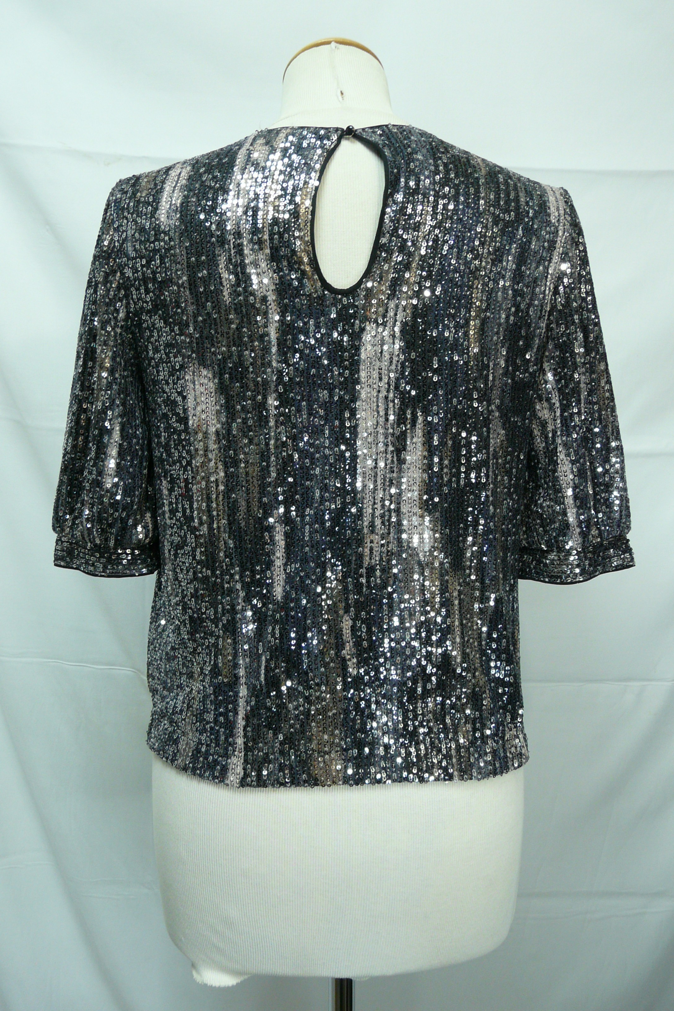 Voir photo 3 de HF173 - Top à sequins - Grace & Mila Paris - Taille S HF173 - Top à sequins - Grace & Mila Paris - Taille S Très bon état reconditionné photo 3