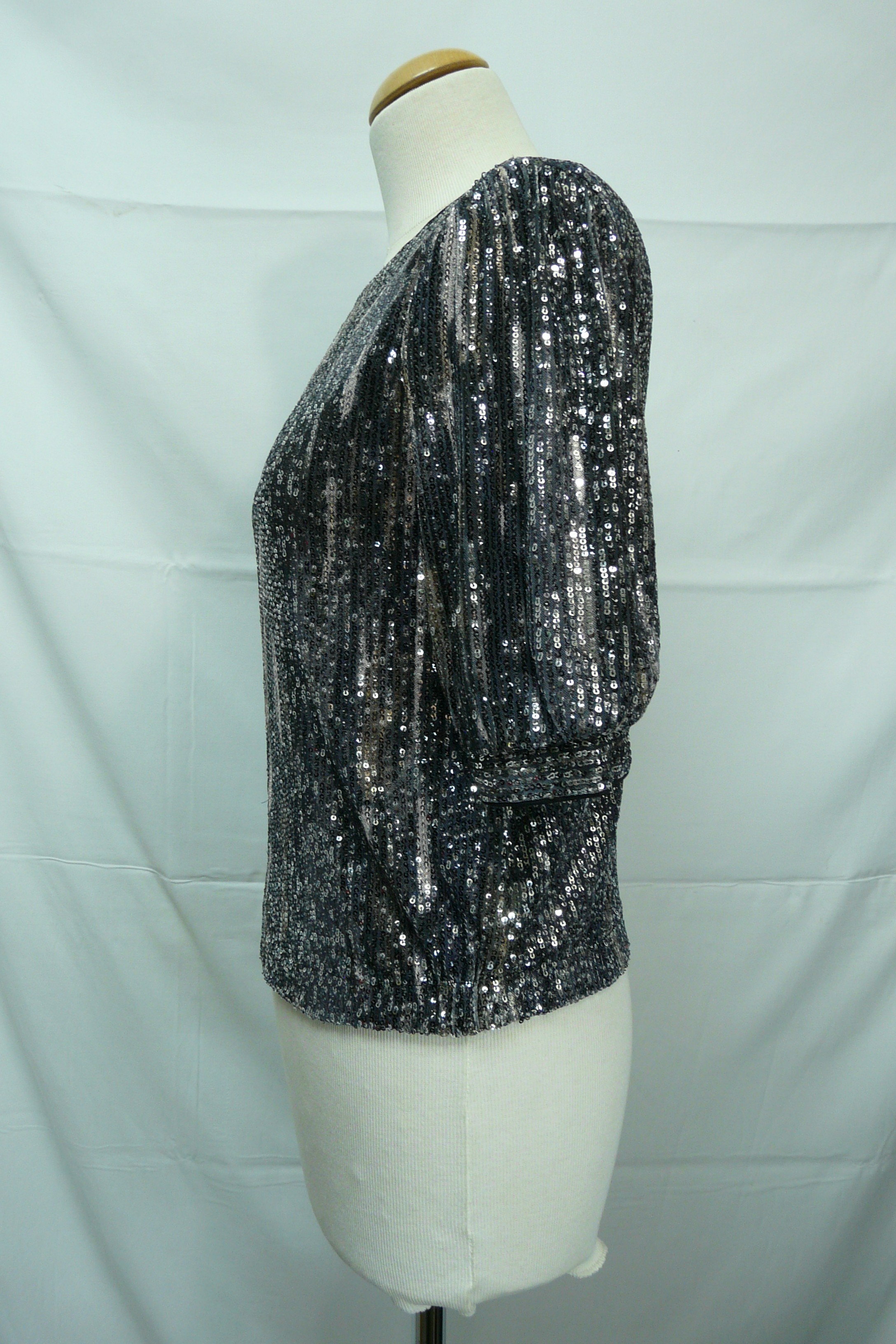 Voir photo 5 de HF173 - Top à sequins - Grace & Mila Paris - Taille S HF173 - Top à sequins - Grace & Mila Paris - Taille S Très bon état reconditionné photo 5