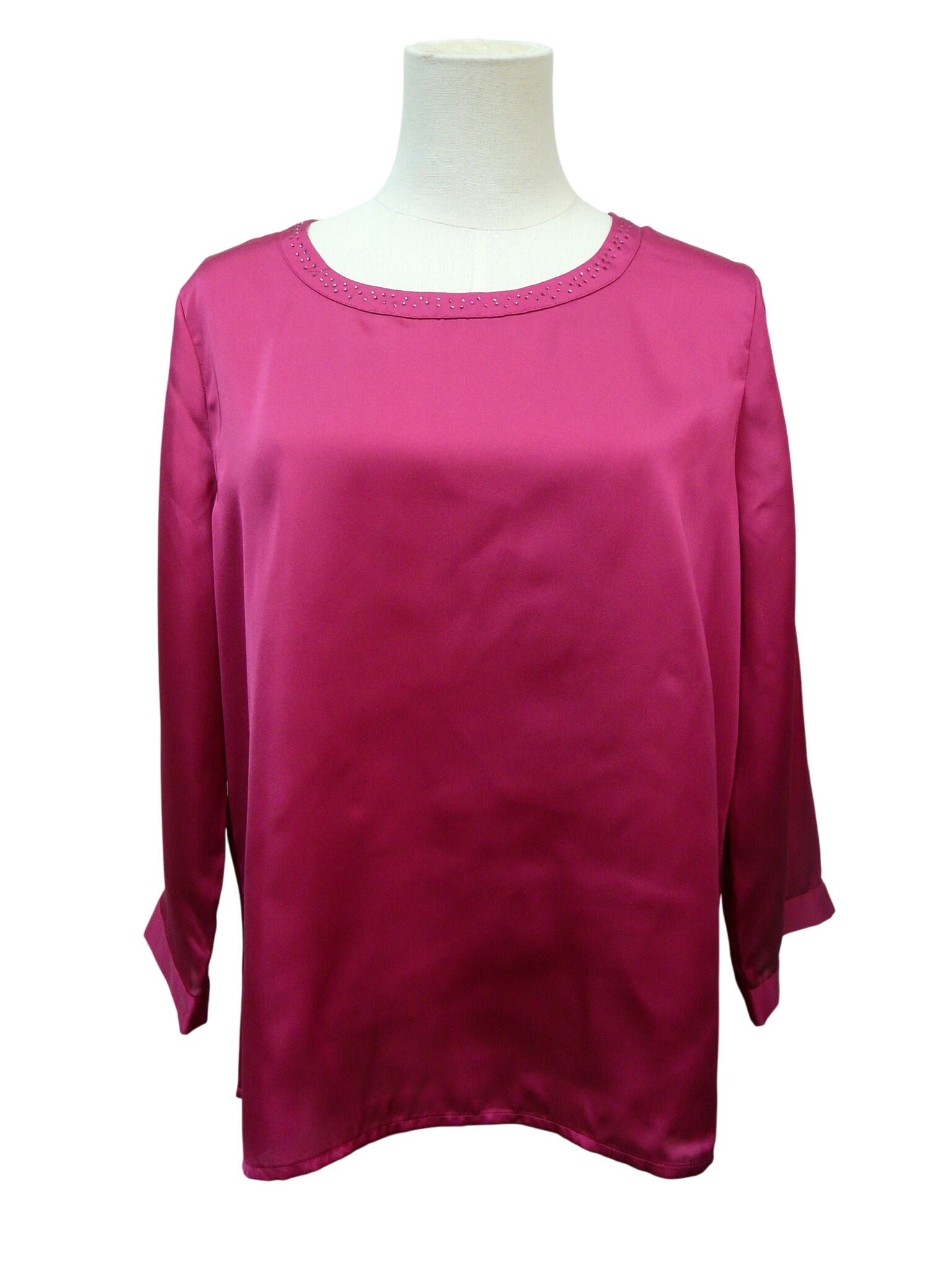 Acheter HF193 - Blouse satinée - Christine Laure - Taille 2 (M) Très bon état - 11,00 € HF193 - Blouse satinée - Christine Laure - Taille 2 (M) Très bon état reconditionné disponible sur Label Emmaüs