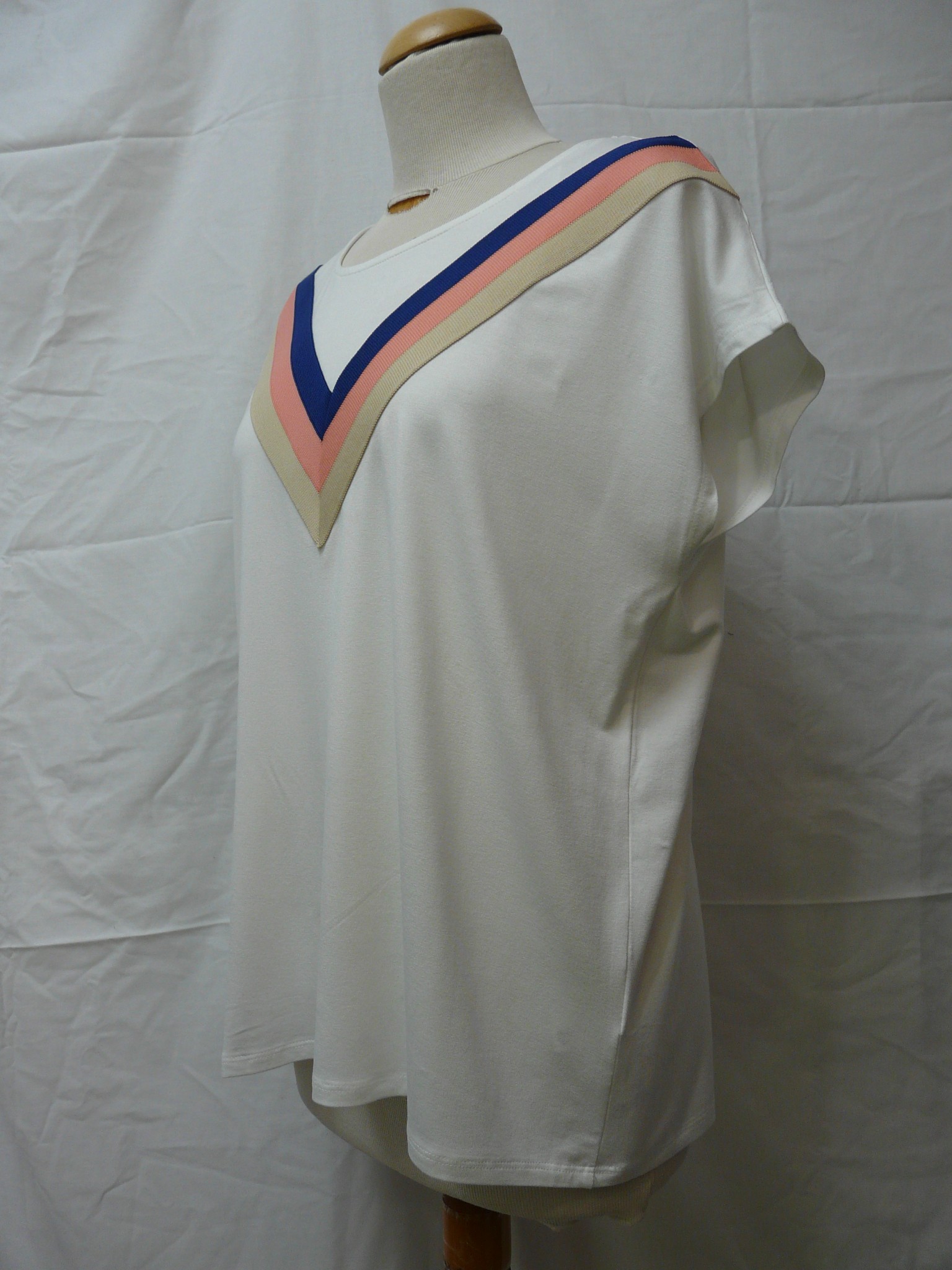 Voir photo 3 de HF199 - Maillot effet col V - Phildar - Taille L HF199 - Maillot effet col V - Phildar - Taille L Parfait état reconditionné photo 3