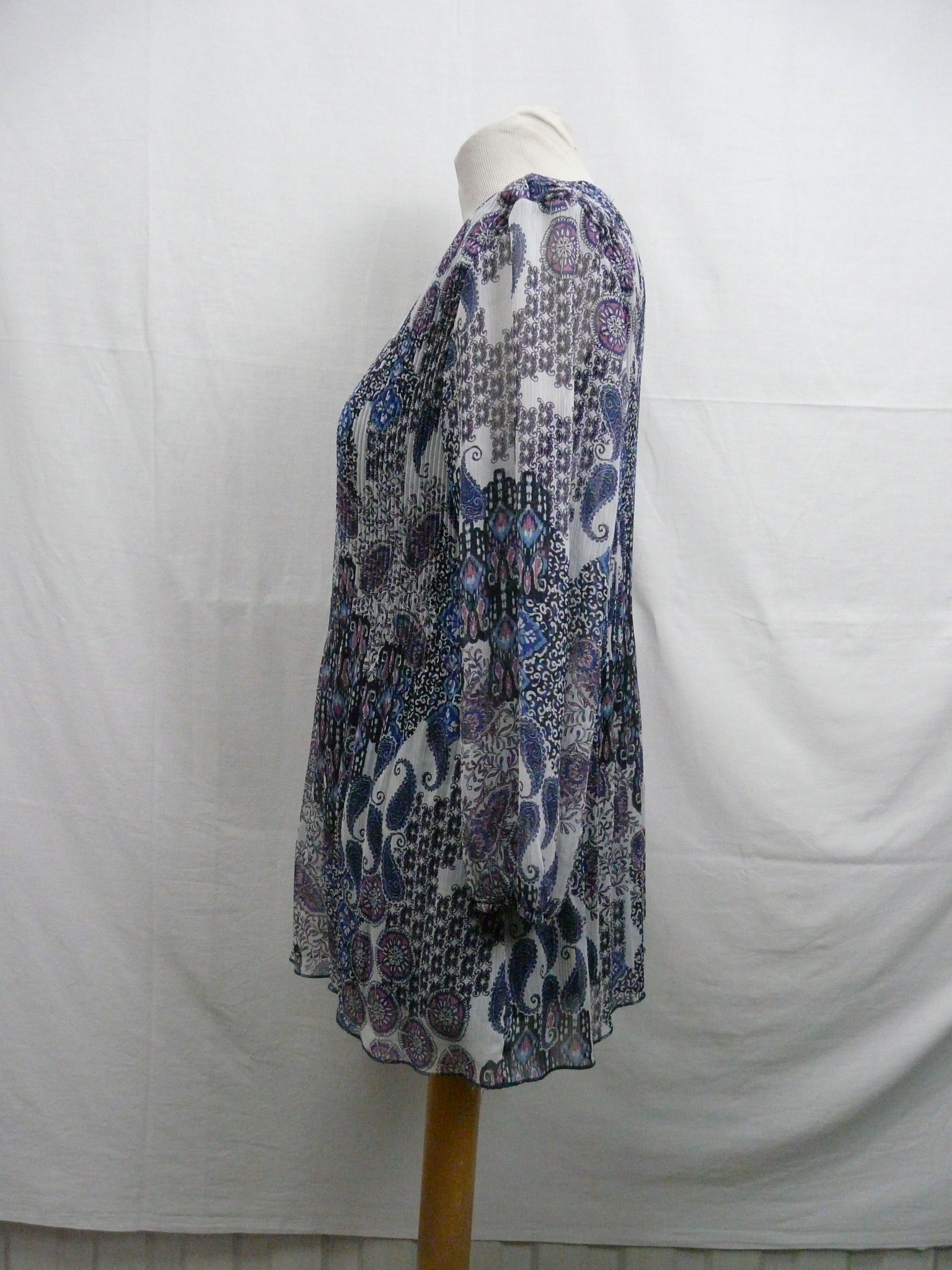 Voir photo 4 de HF27 - Blouse bohème - Sans marque - Taille XL HF27 - Blouse bohème - Sans marque - Taille XL Très bon état reconditionné photo 4