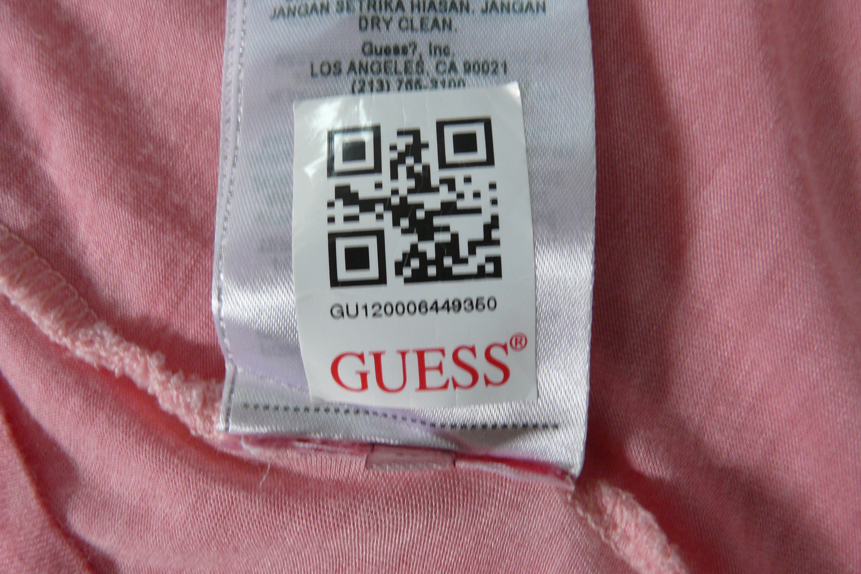 Voir photo 6 de HF280 - T-shirt long - Guess Los Angeles - Taille 38 HF280 - T-shirt long - Guess Los Angeles - Taille 38 Très bon état reconditionné photo 6