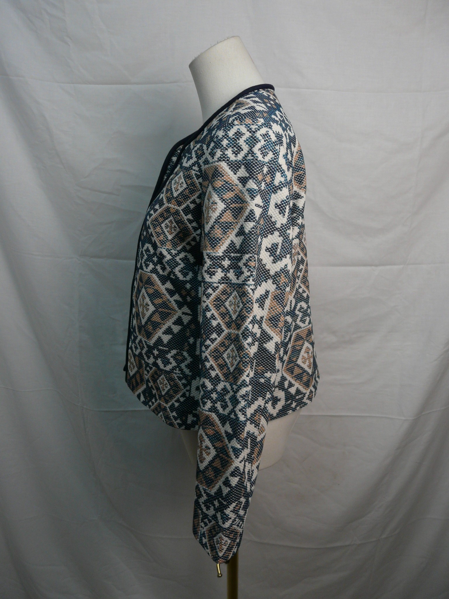 Voir photo 4 de HF296 - Veste ouverte - H&M - Taille 38 HF296 - Veste ouverte - H&M - Taille 38 Très bon état reconditionné photo 4