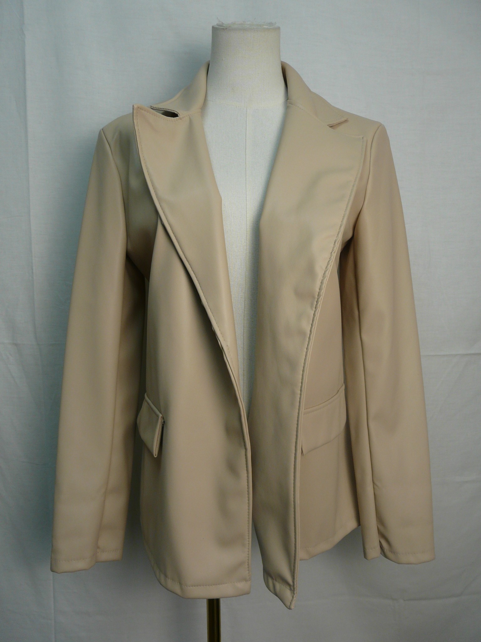 Voir photo 5 de HF434 - Veste en simili cuir - Made in Italy - Taille Unique (M) HF434 - Veste en simili cuir - Made in Italy - Taille Unique (M) Très bon état reconditionné photo 5