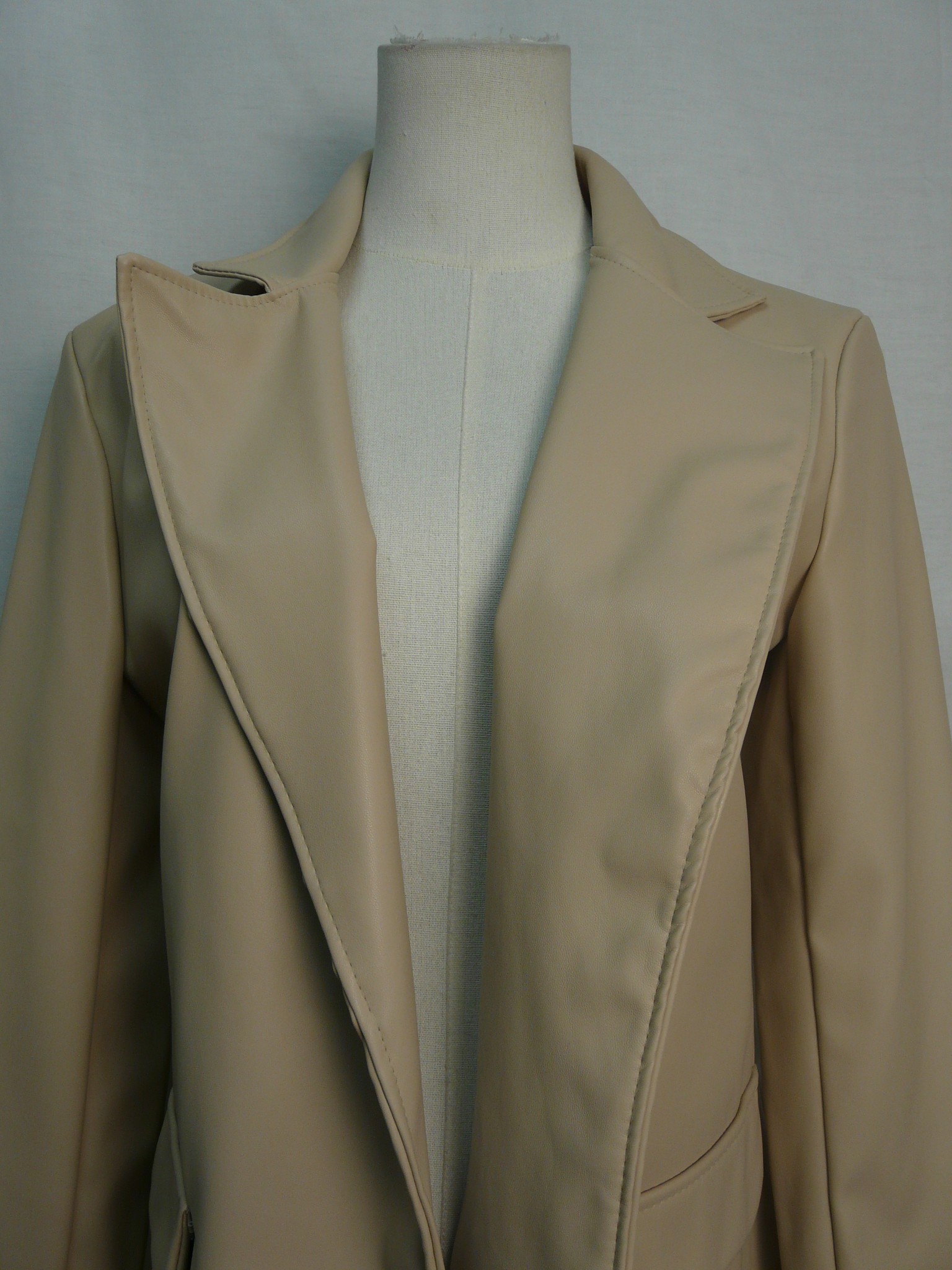 Voir photo 6 de HF434 - Veste en simili cuir - Made in Italy - Taille Unique (M) HF434 - Veste en simili cuir - Made in Italy - Taille Unique (M) Très bon état reconditionné photo 6