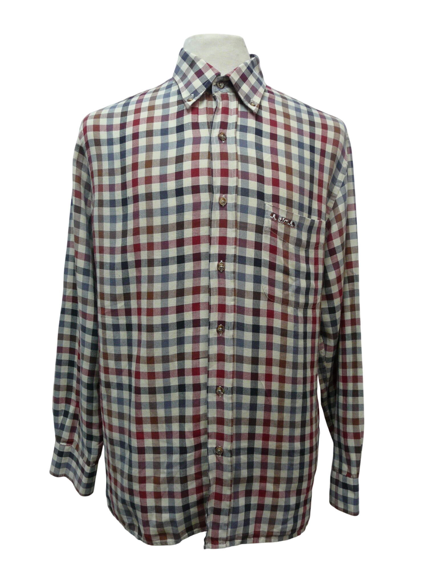 Acheter HO116 - Chemise à carreaux - Mise Au Green - Taille L Bon état - 11,00 € HO116 - Chemise à carreaux - Mise Au Green - Taille L Bon état reconditionné disponible sur Label Emmaüs