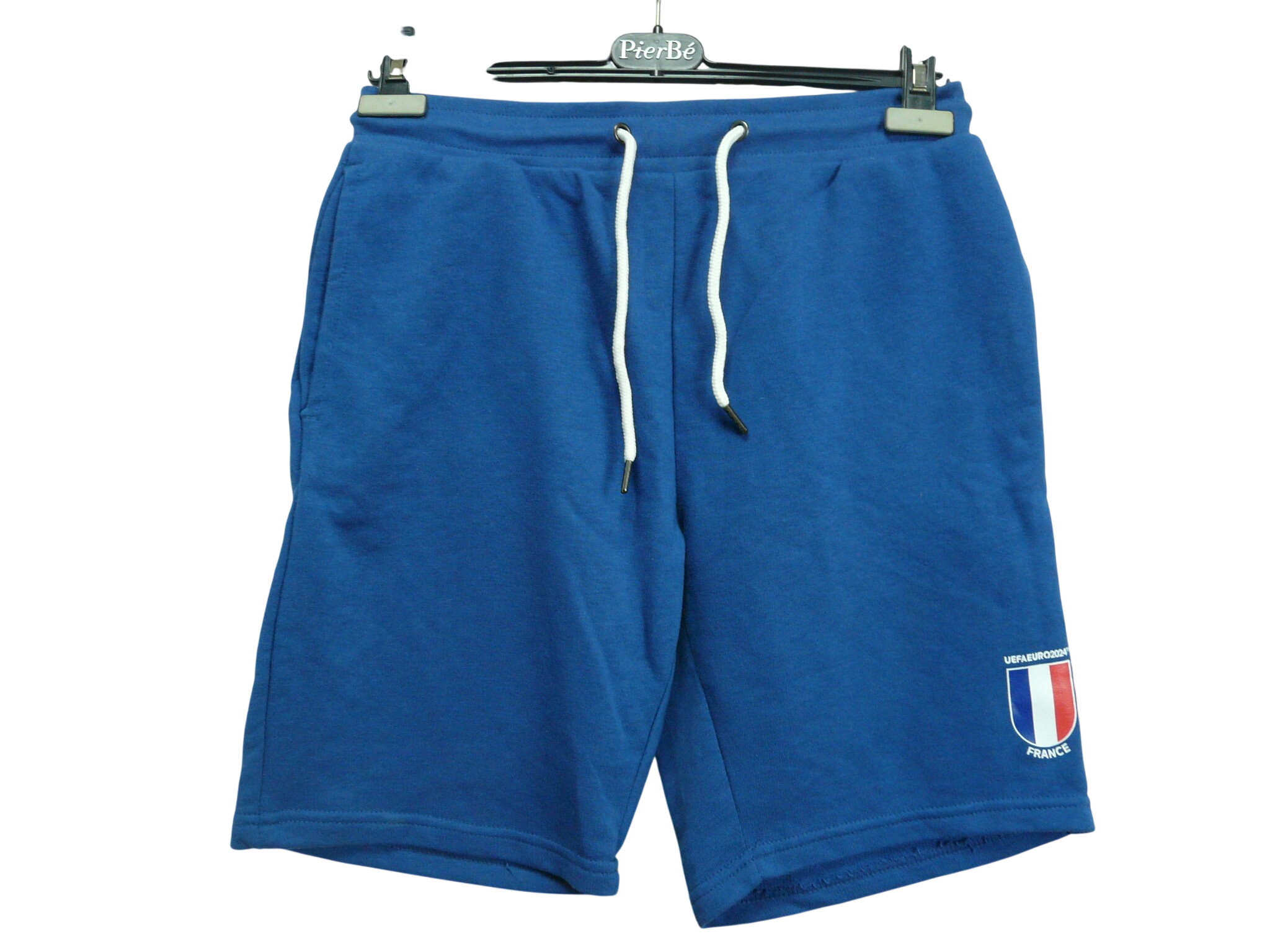 HO123 - Short euro 2024 - UEFA Euro2024 Germany - Taille S Très bon état - 10,00 € HO123 - Short euro 2024 - UEFA Euro2024 Germany - Taille S Très bon état reconditionné disponible sur Label Emmaüs