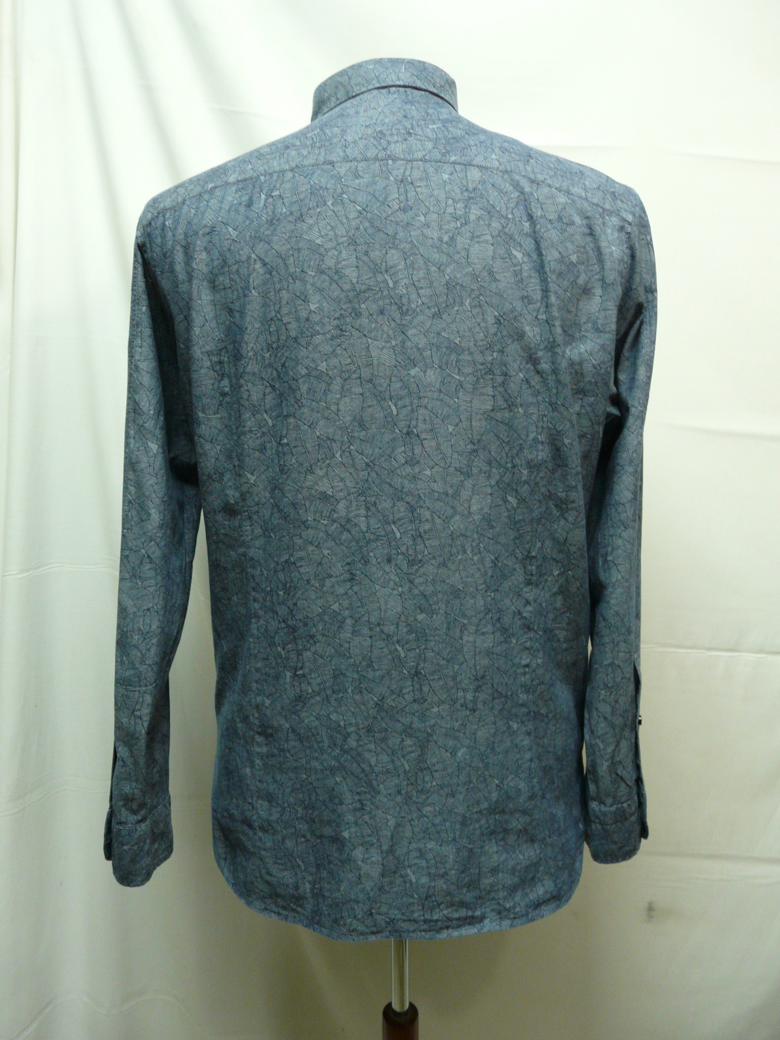 Voir photo 2 de HO195 - Chemise slim fit - Boss Hugo boss - Taille L HO195 - Chemise slim fit - Boss Hugo boss - Taille L Bon état reconditionné photo 2
