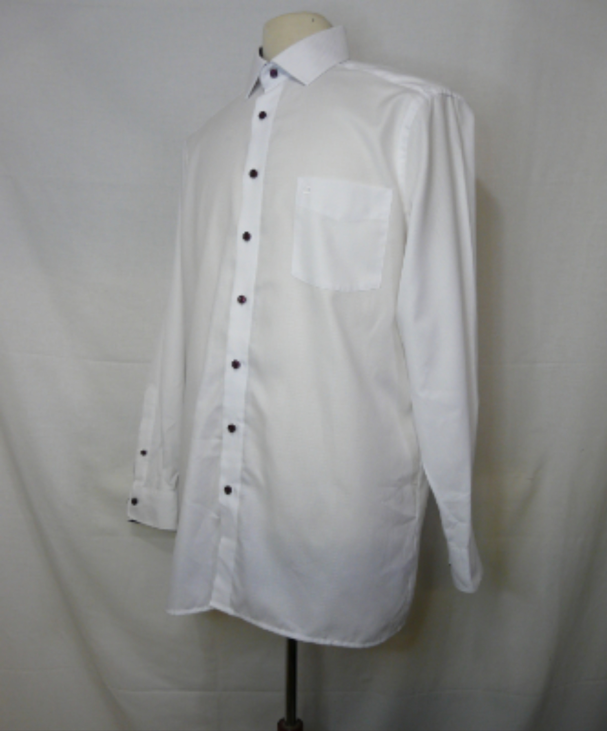 Voir photo 3 de HO208 - Chemise longue coupe moderne - Olymp Luxor - Taille 44 HO208 - Chemise longue coupe moderne - Olymp Luxor - Taille 44 Très bon état reconditionné photo 3